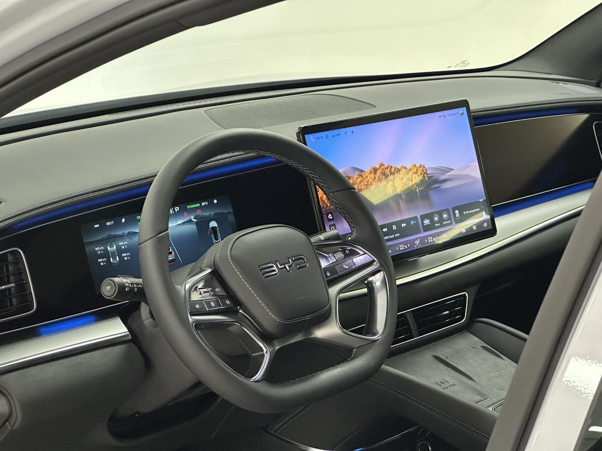 BYD SEALION – autofoto 3