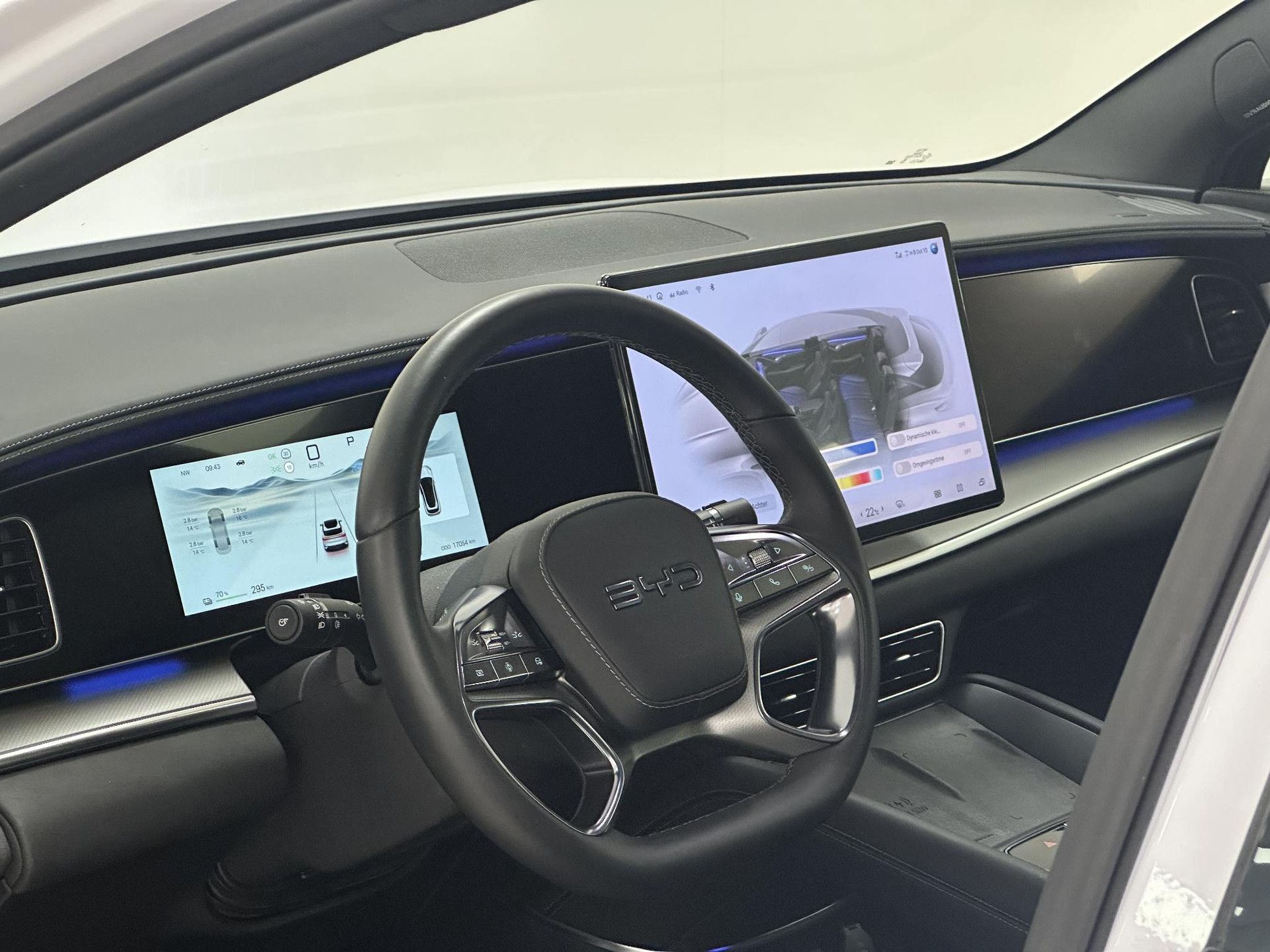 BYD SEALION met kenteken JTV-56-S – autofoto 3