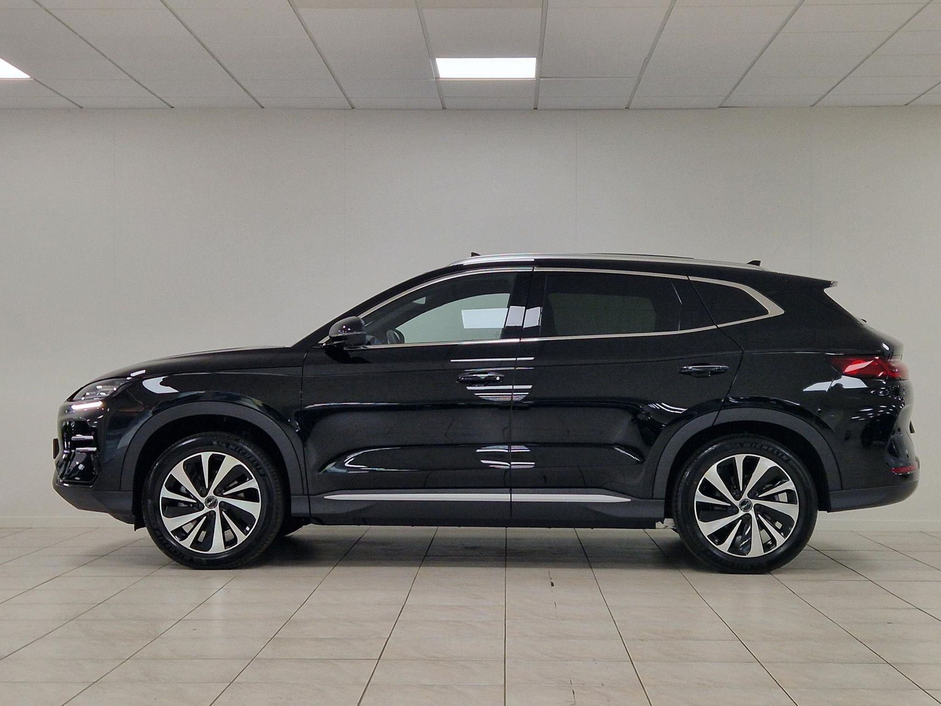 BYD SEALU – autofoto 2