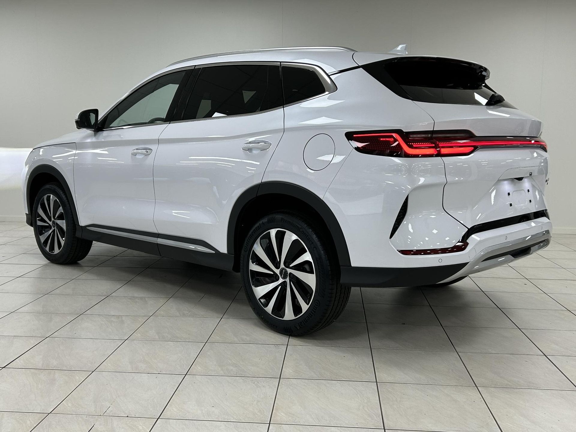BYD SEALU – autofoto 5