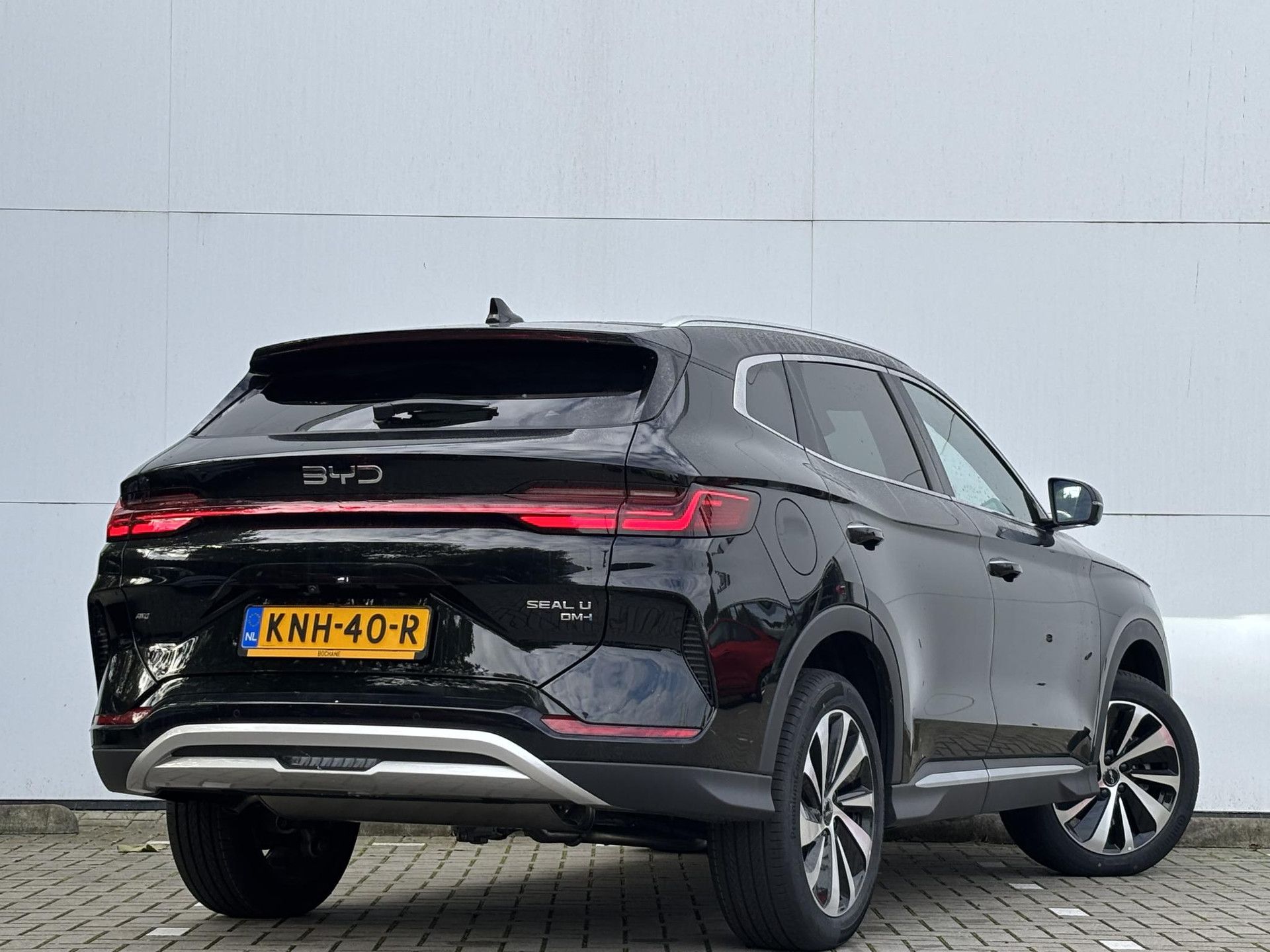 BYD SEALU met kenteken KNH-40-R – autofoto 2