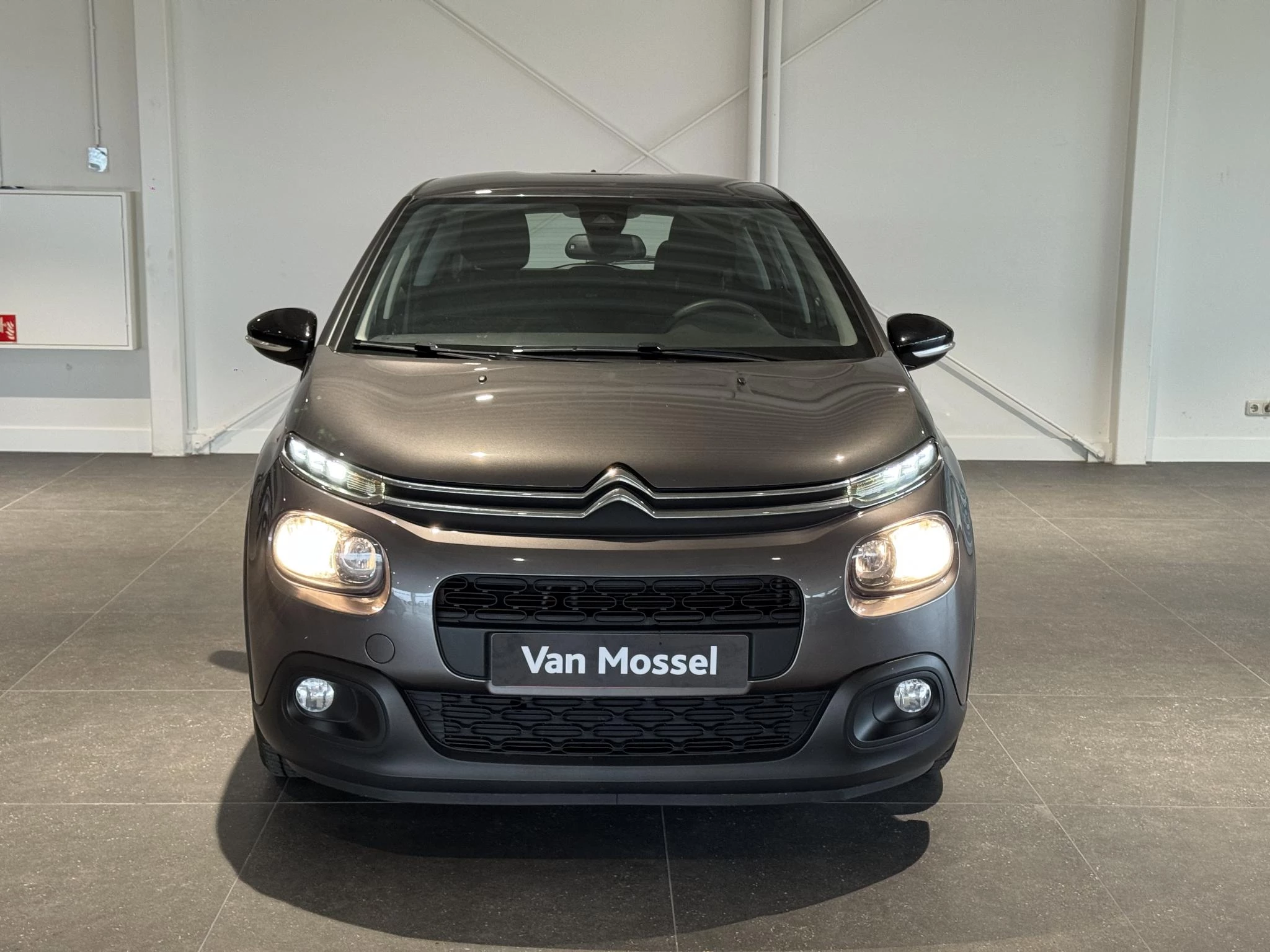 Citroën C3 met kenteken 49100 – autofoto 4