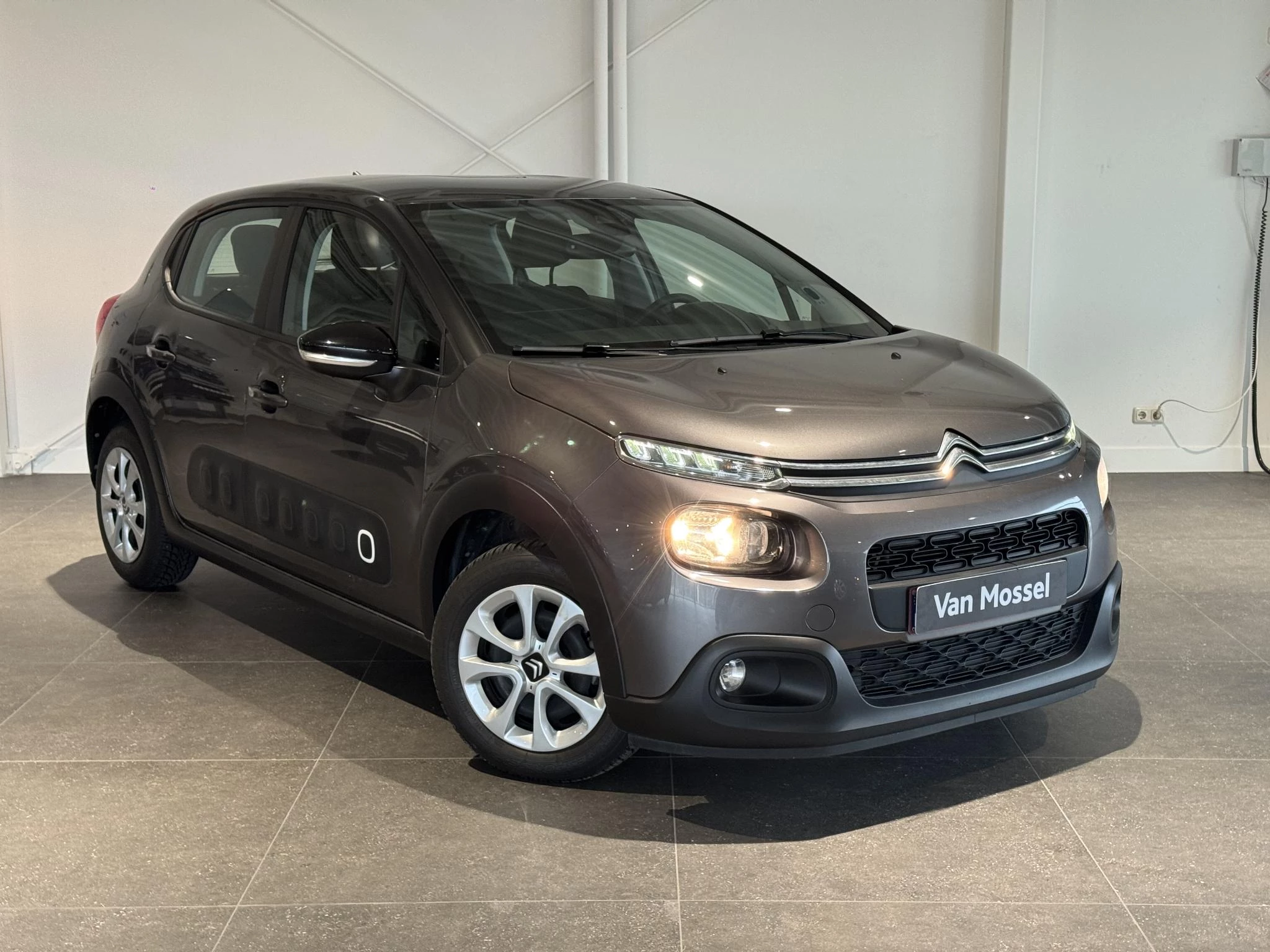 Citroën C3 met kenteken 49100 – autofoto 5