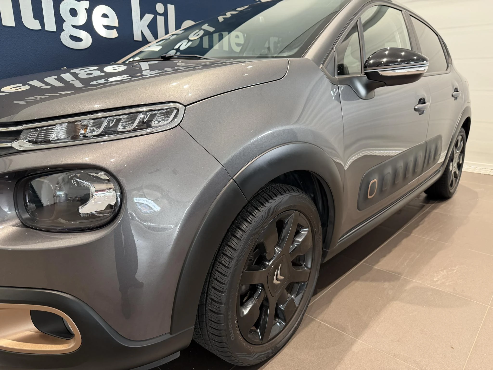 Citroën C3 met kenteken 50100 – autofoto 4