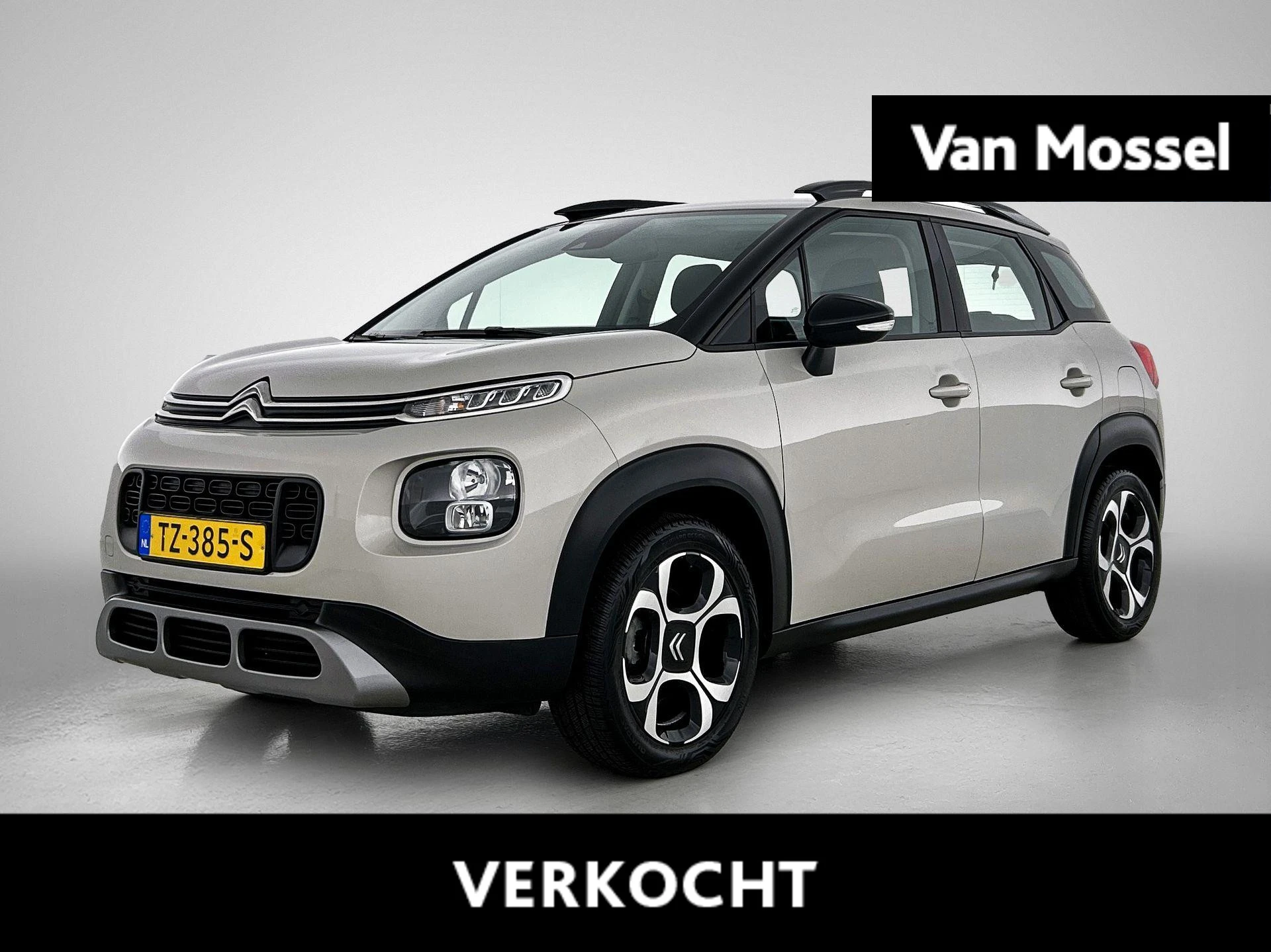Citroën C3Aircross met kenteken 53100 – autofoto 2