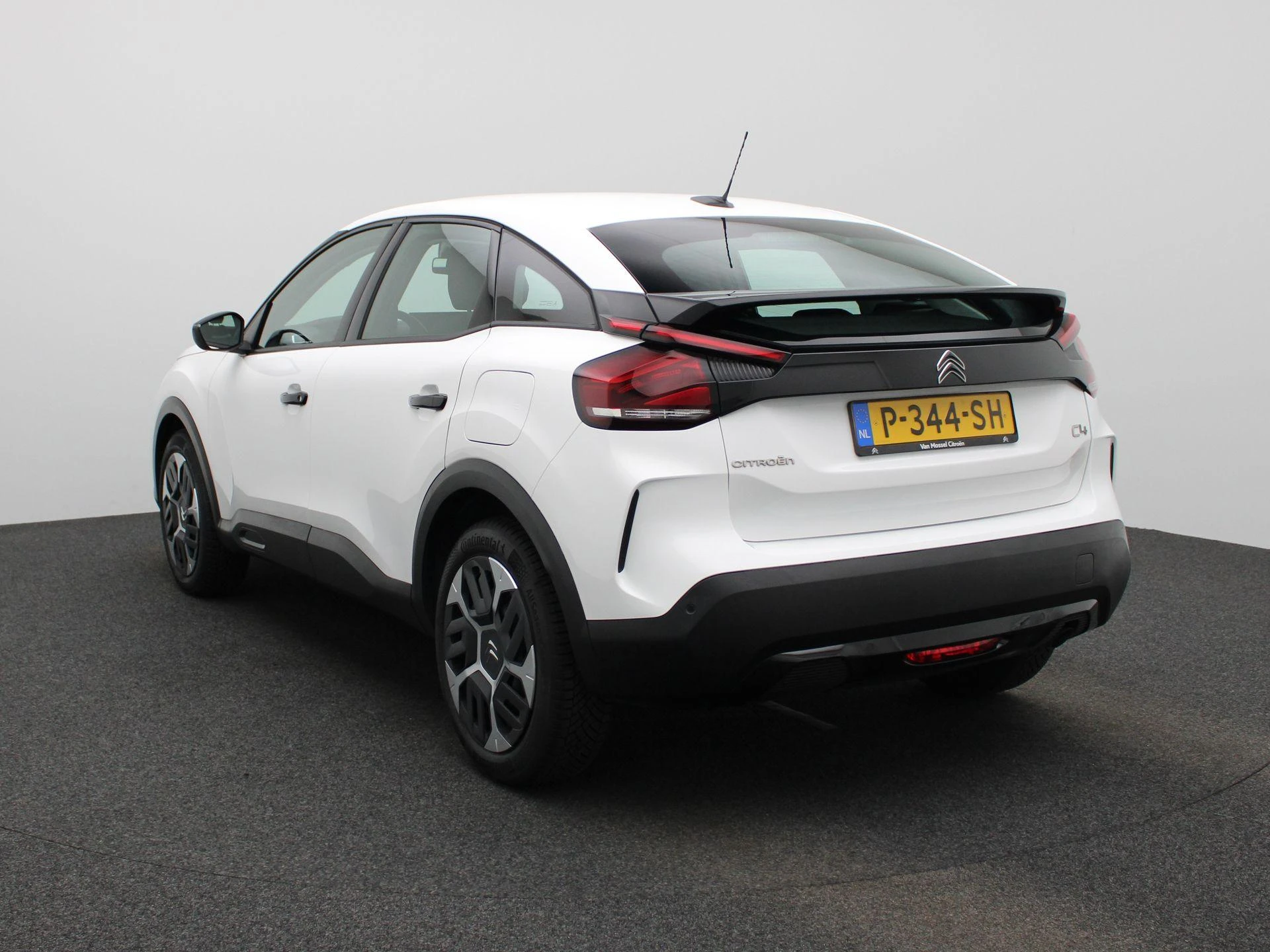 Citroën C4 met kenteken P-344-SH – autofoto 3