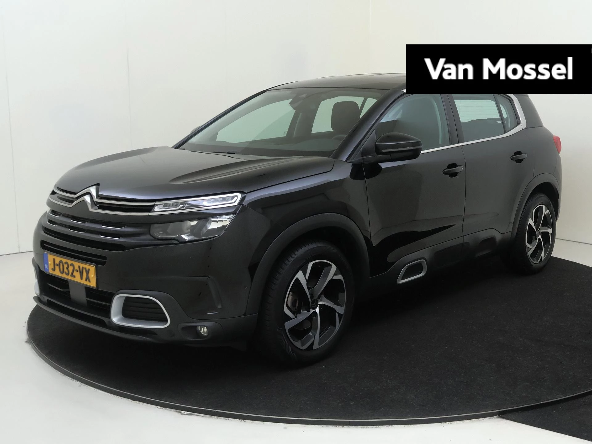 Citroën C5Aircross met kenteken 61100 – autofoto 2