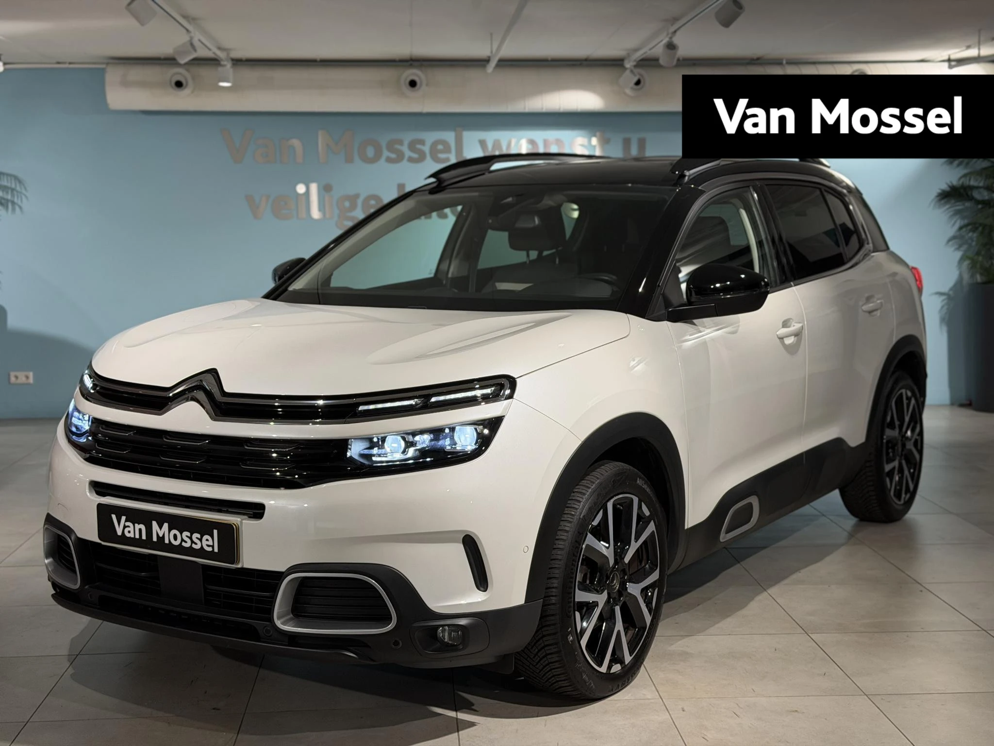 Citroën C5Aircross met kenteken 70100 – autofoto 2