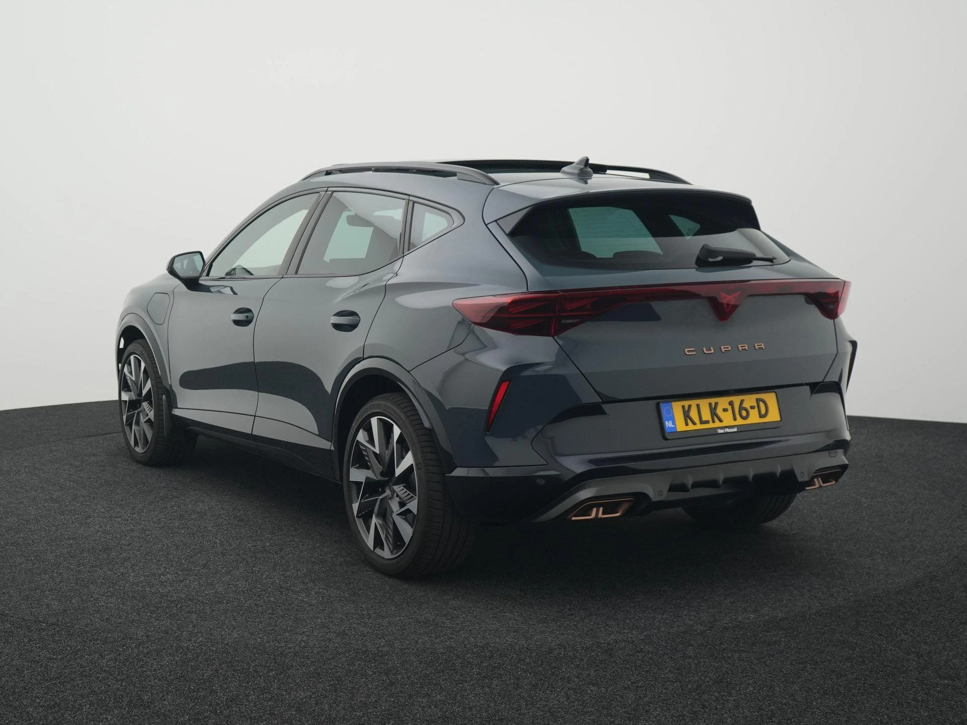 CUPRA Formentor met kenteken 116 – autofoto 3
