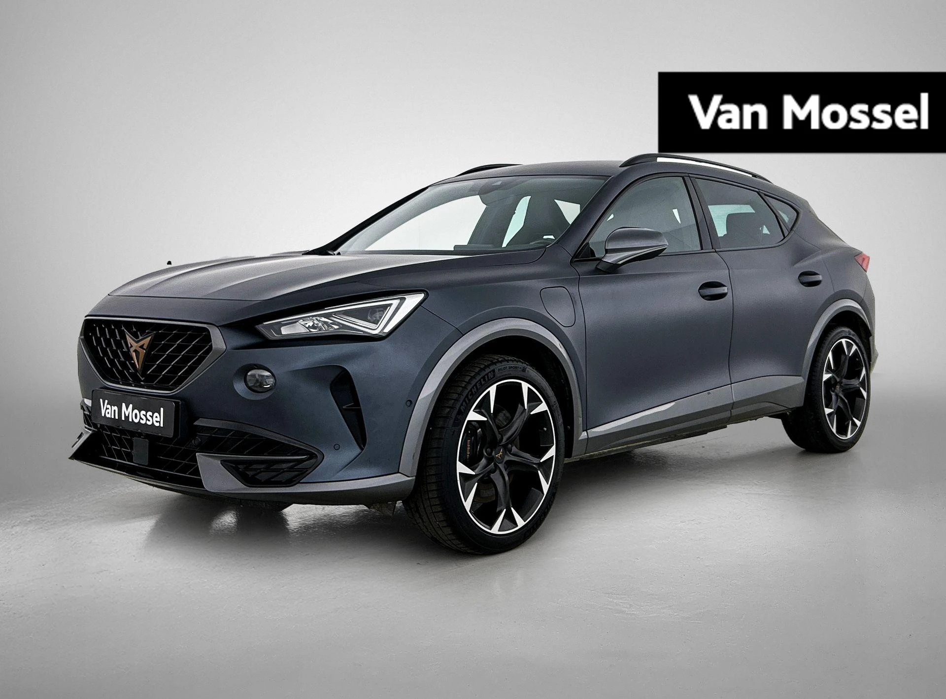 CUPRA Formentor met kenteken 15100 – autofoto 2