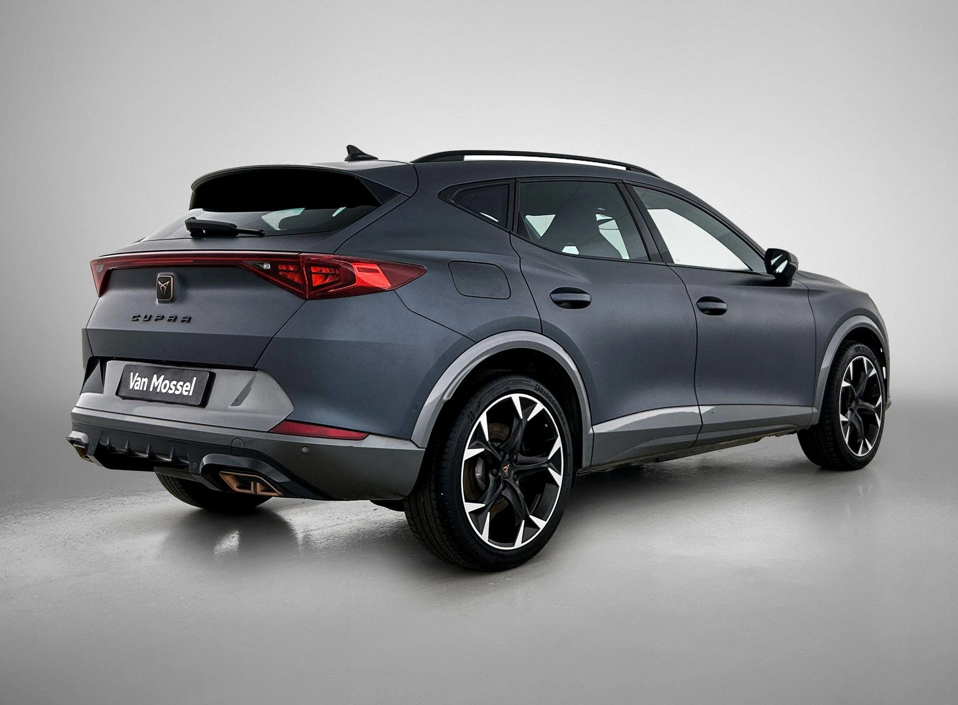 CUPRA Formentor met kenteken 15100 – autofoto 5