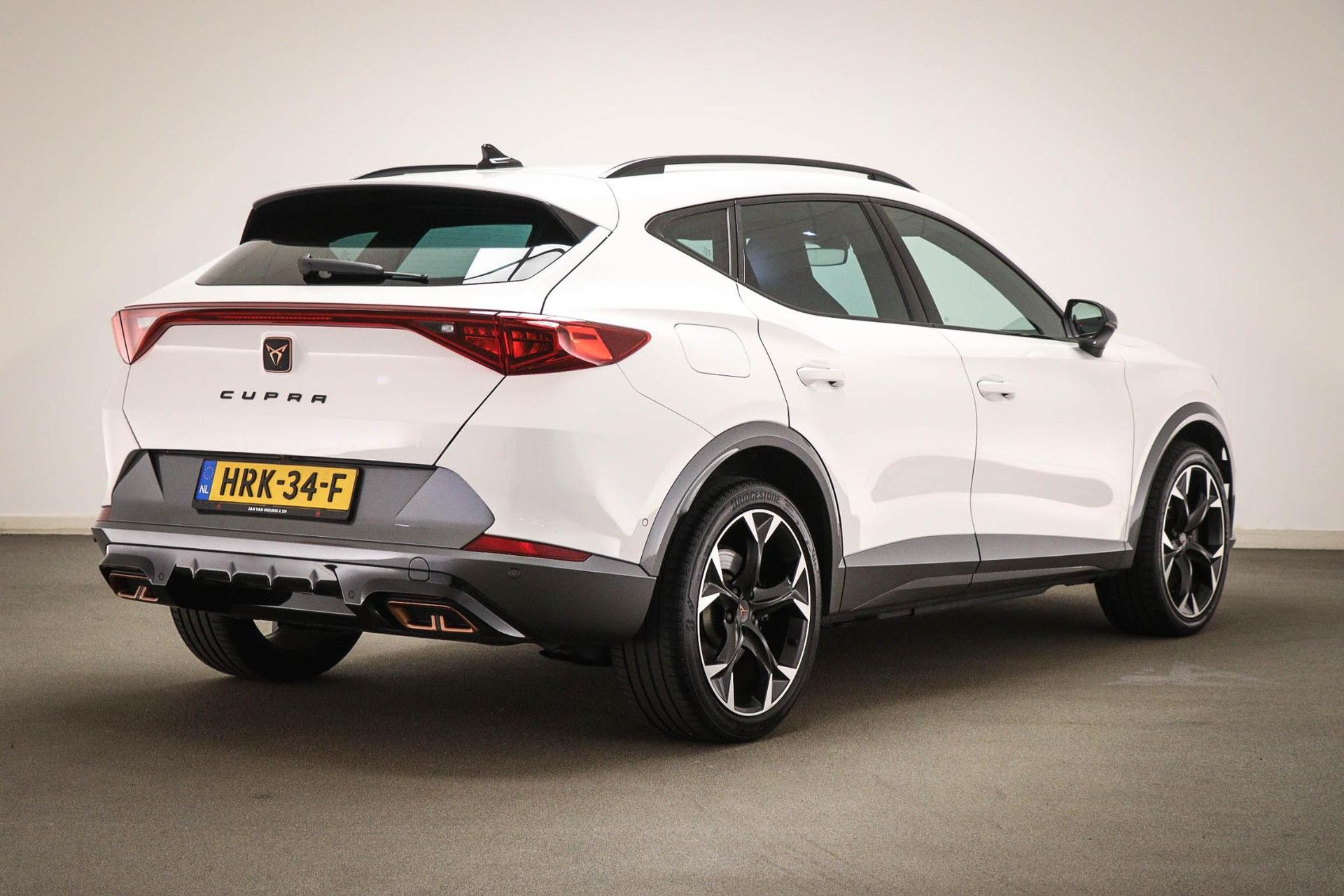 CUPRA Formentor met kenteken HRK-34-F – autofoto 2