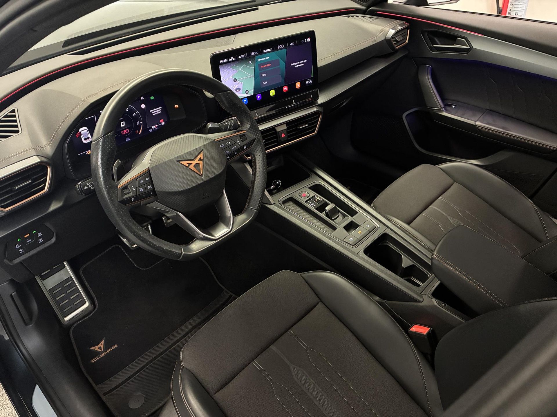 CUPRA Formentor met kenteken KXB-64-G – autofoto 3
