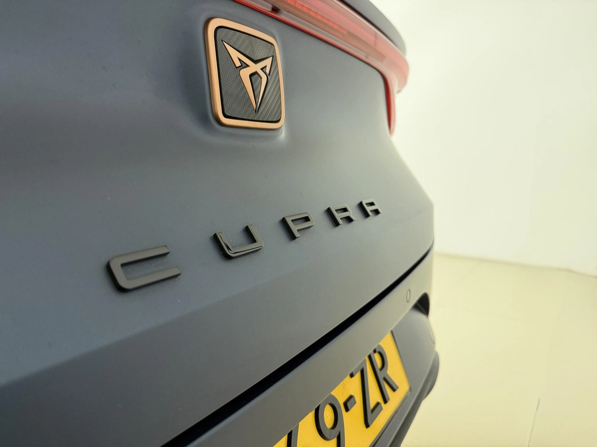 CUPRA LeonSportstourer met kenteken 14100 – autofoto 4