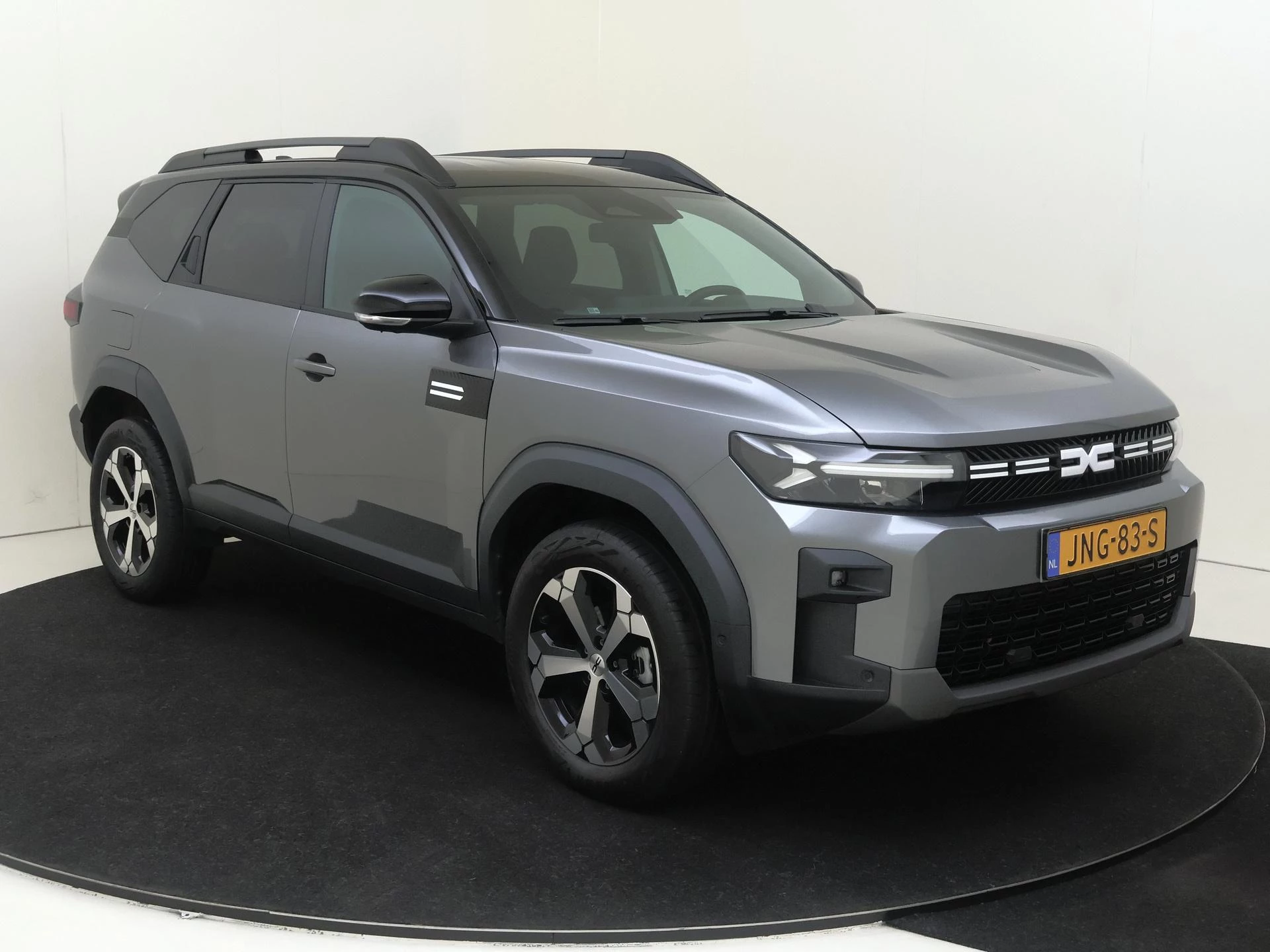 Dacia Bigster – autofoto 4