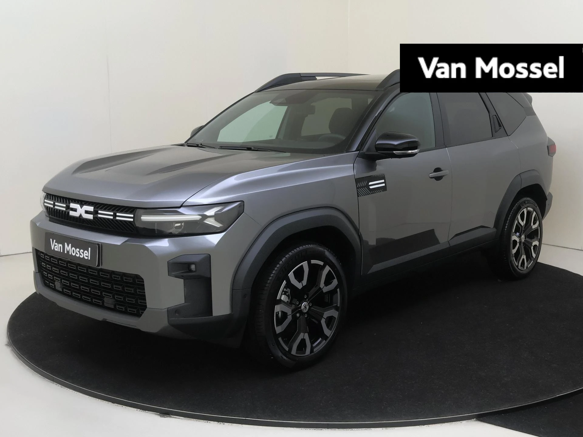 Dacia Bigster met kenteken KTS-32-T – autofoto 2