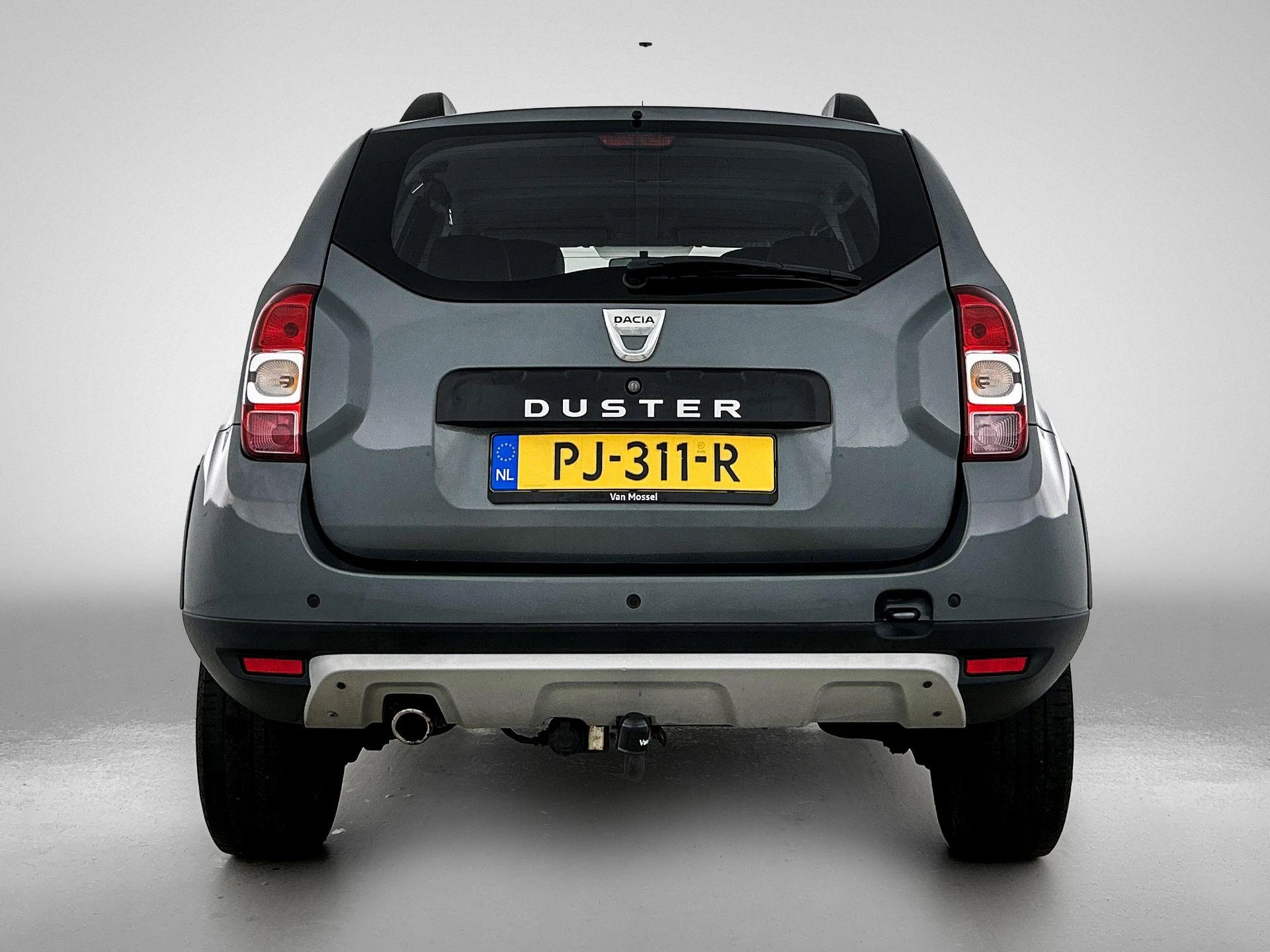 Dacia Duster met kenteken 61100 – autofoto 5