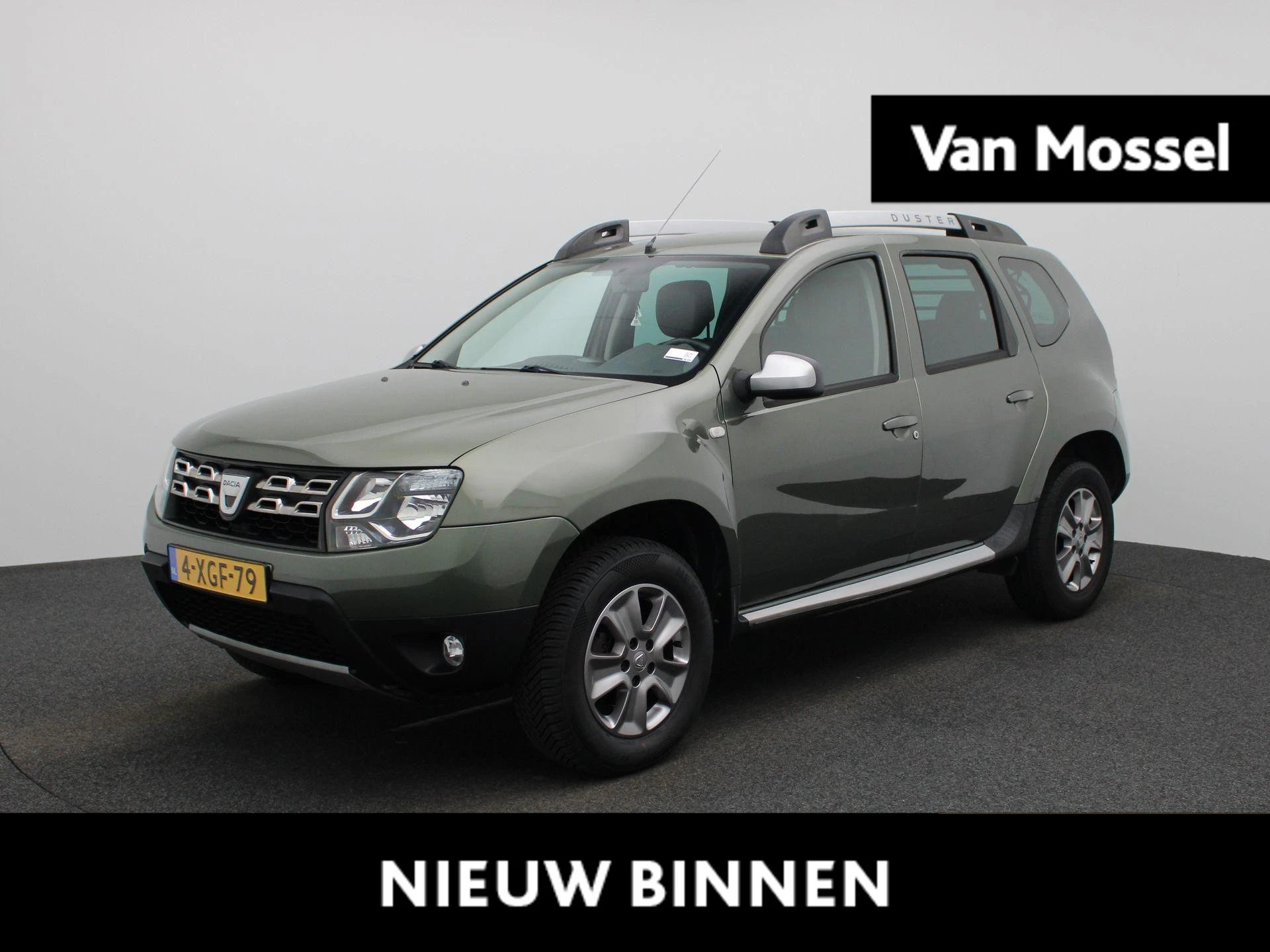 Dacia Duster met kenteken 63100 – autofoto 2