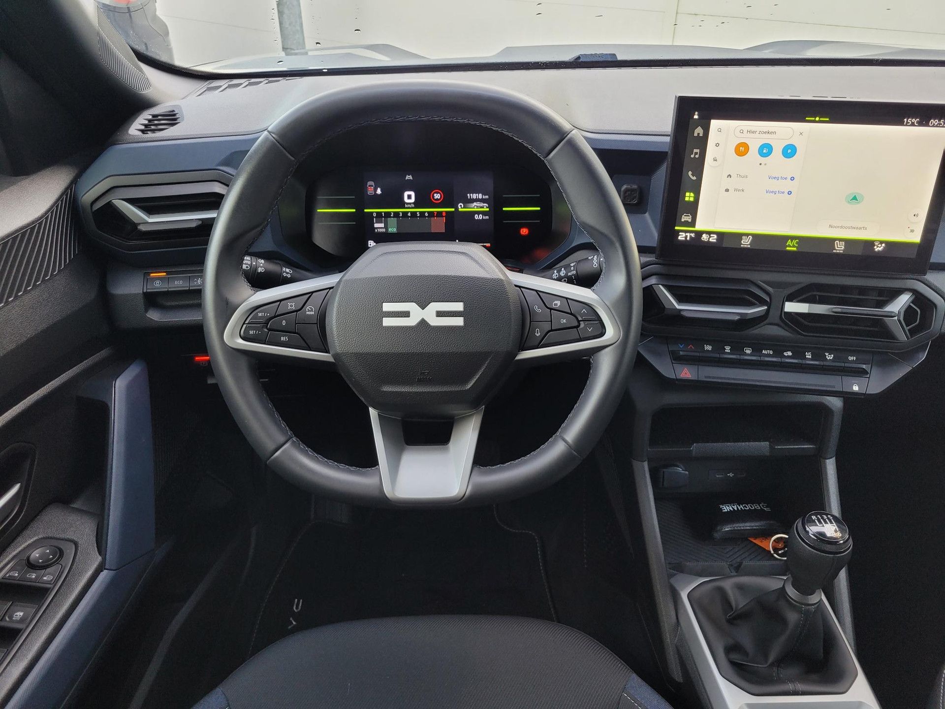 Dacia Duster met kenteken HSP-77-P – autofoto 3