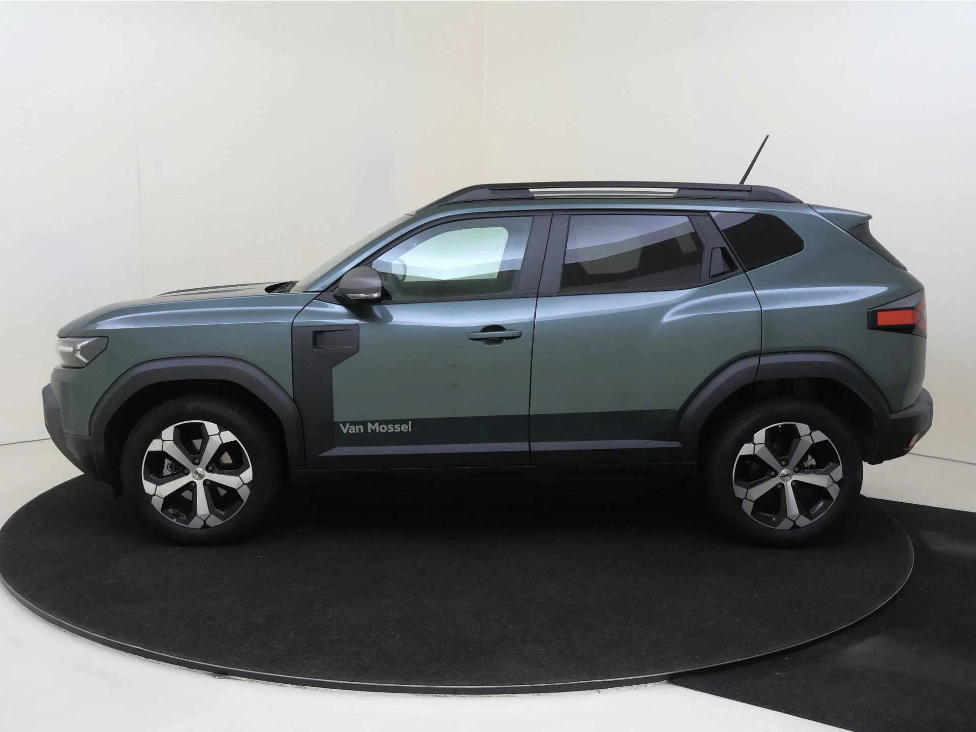 Dacia Duster met kenteken KFP-56-D – autofoto 5