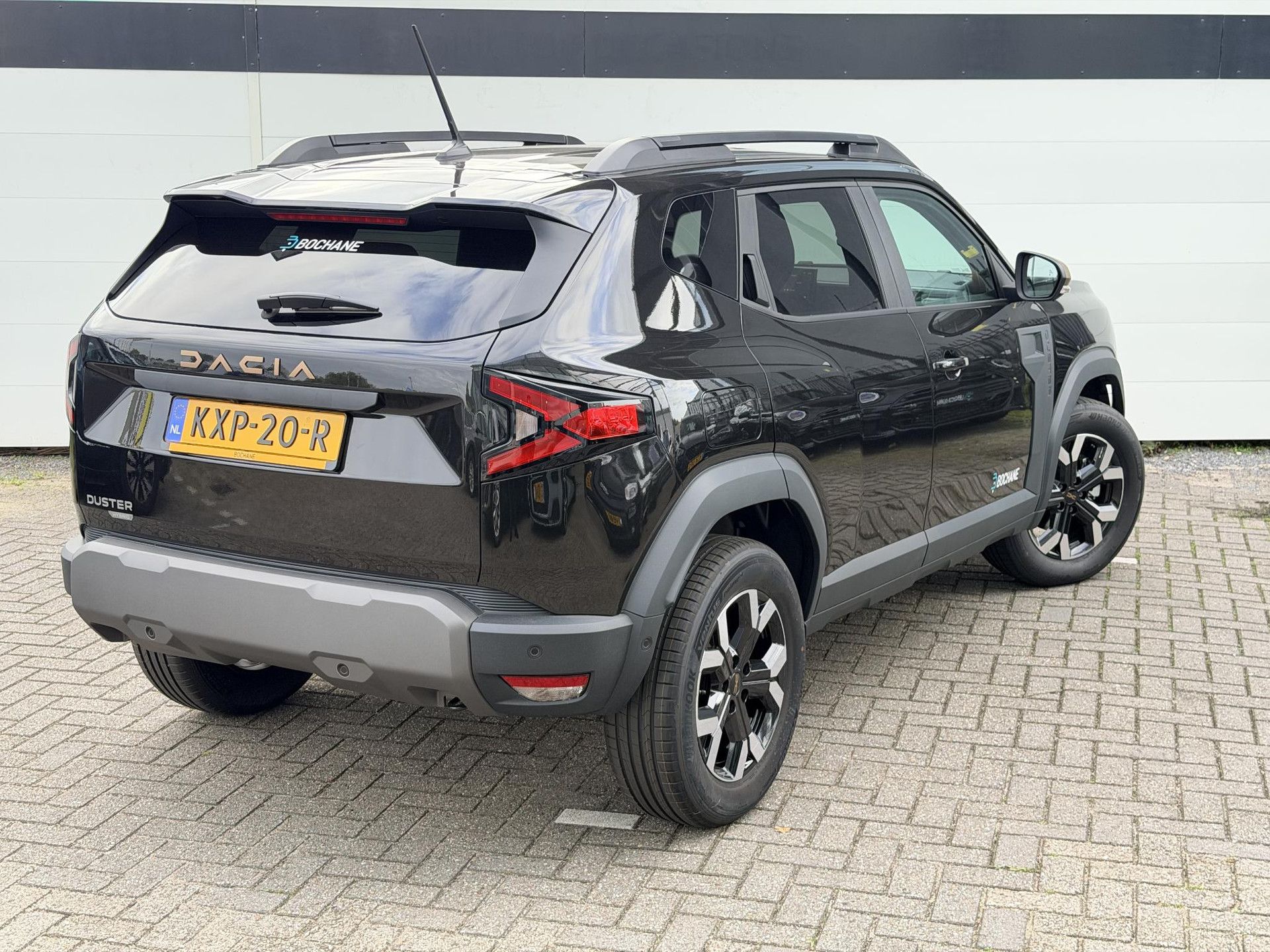 Dacia Duster met kenteken KXP-20-R – autofoto 2