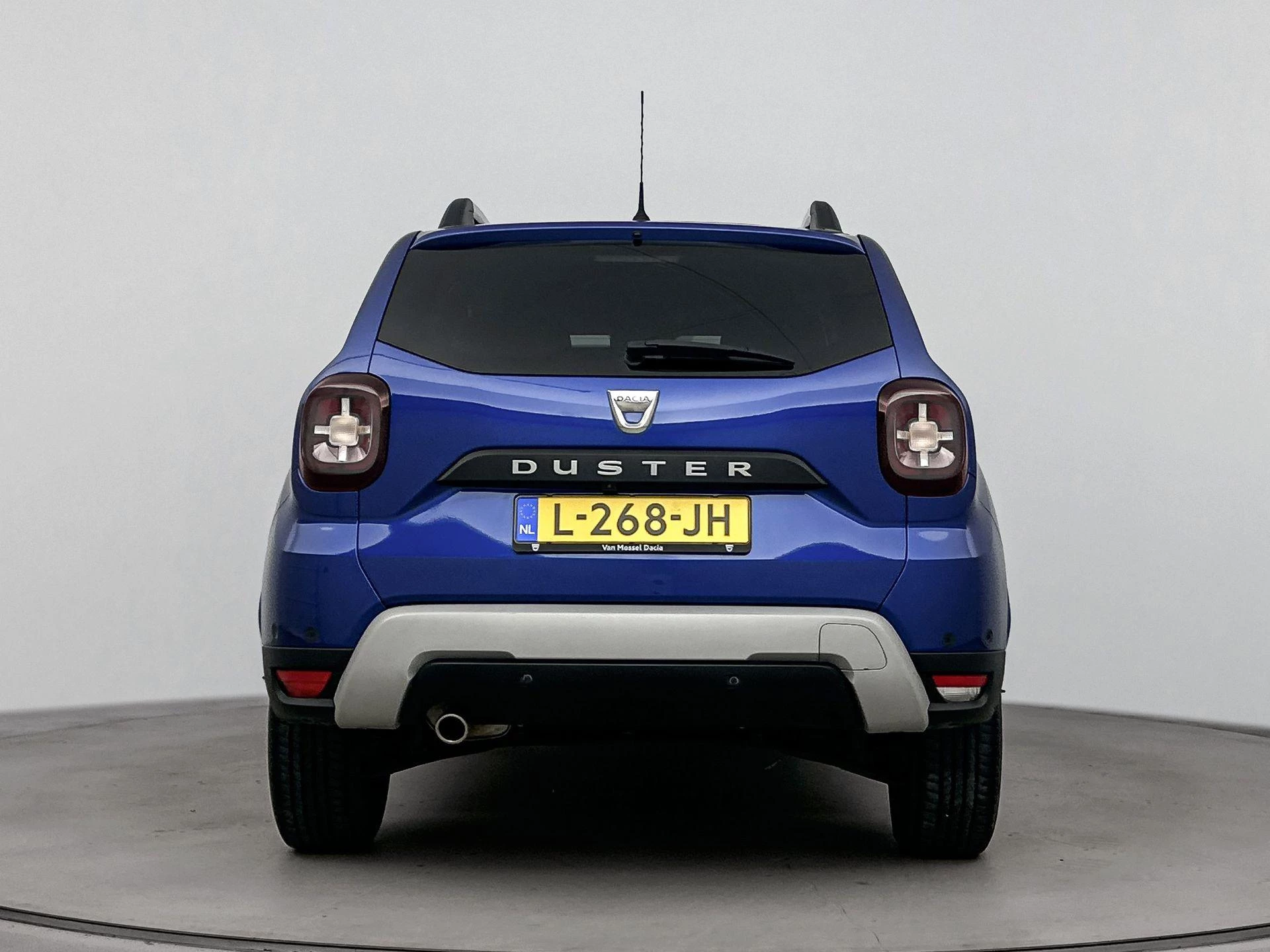 Dacia Duster met kenteken L-268-JH – autofoto 5