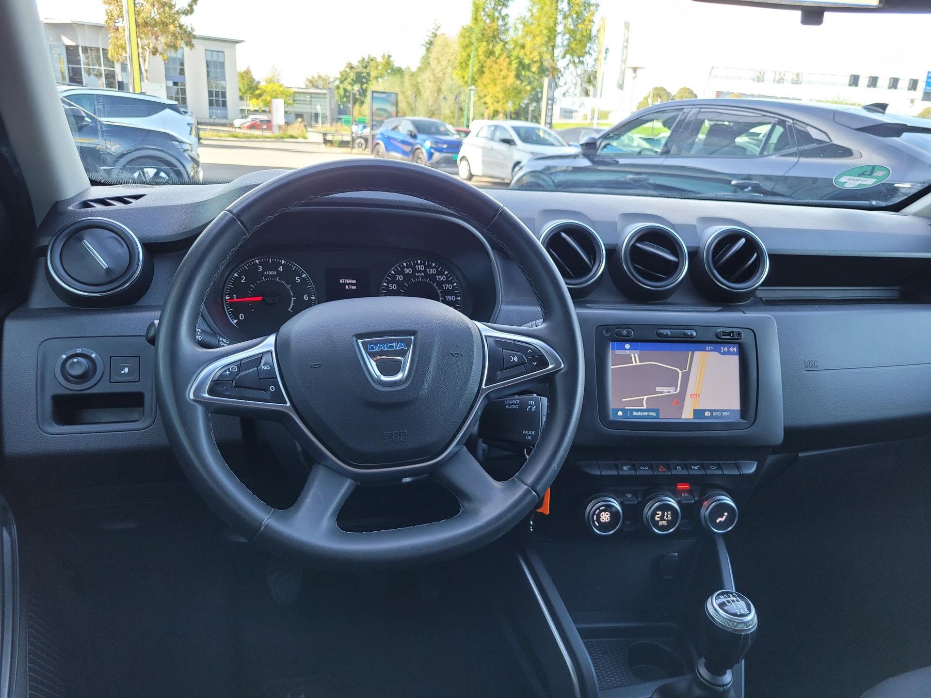Dacia Duster met kenteken TD-962-D – autofoto 3
