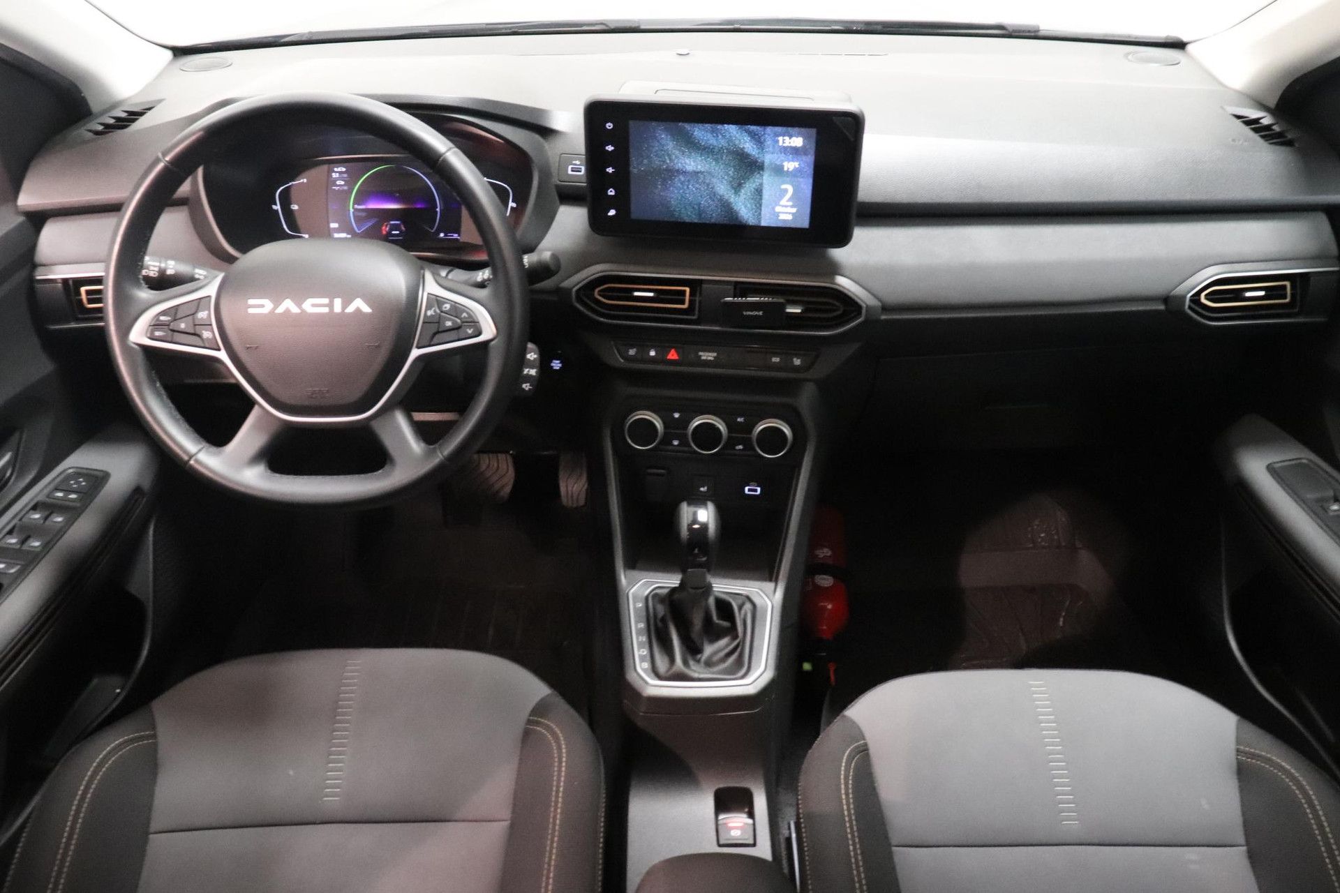 Dacia Jogger met kenteken KZH-27-L – autofoto 3