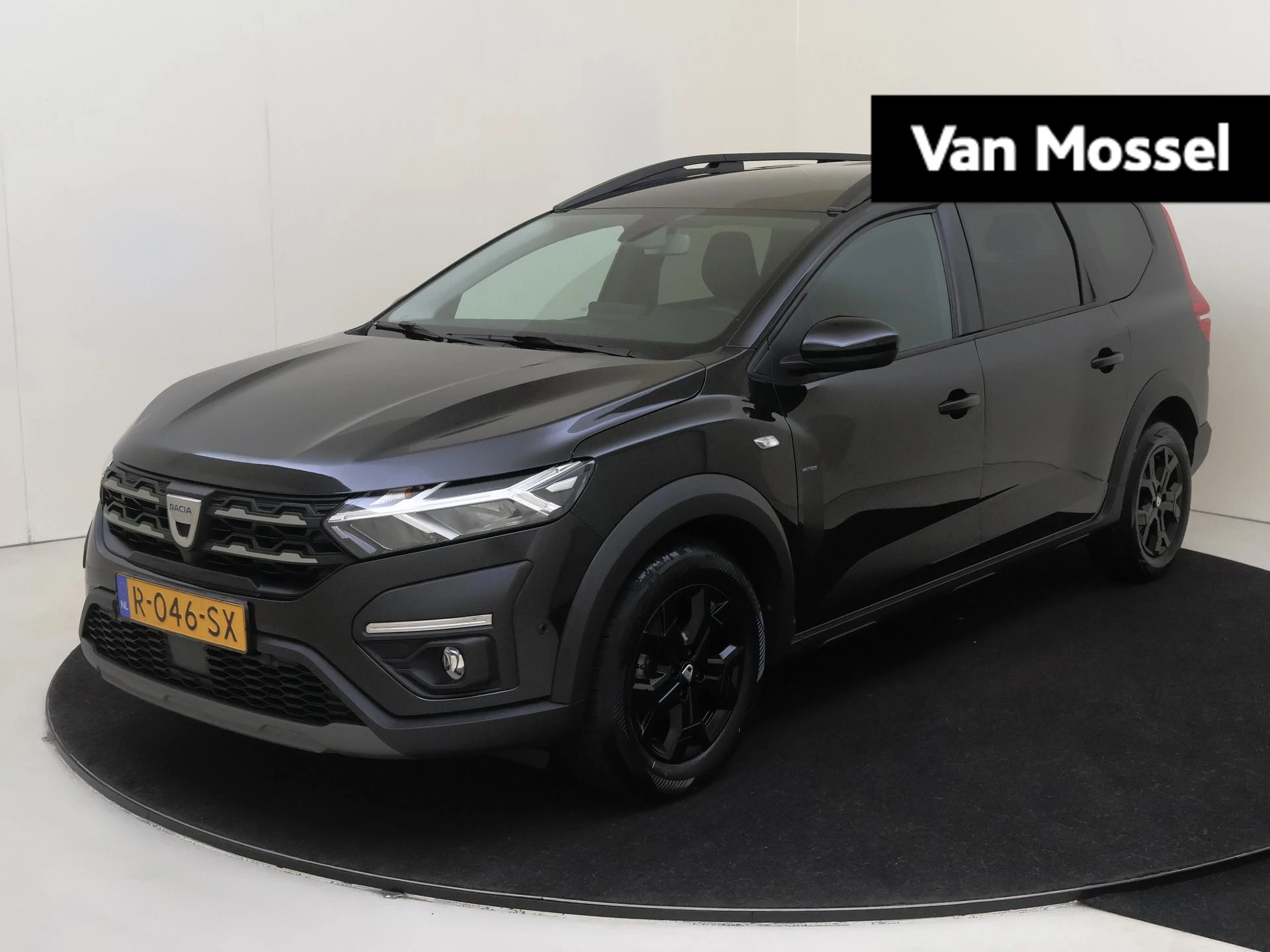 Dacia Jogger met kenteken R-046-SX – autofoto 2