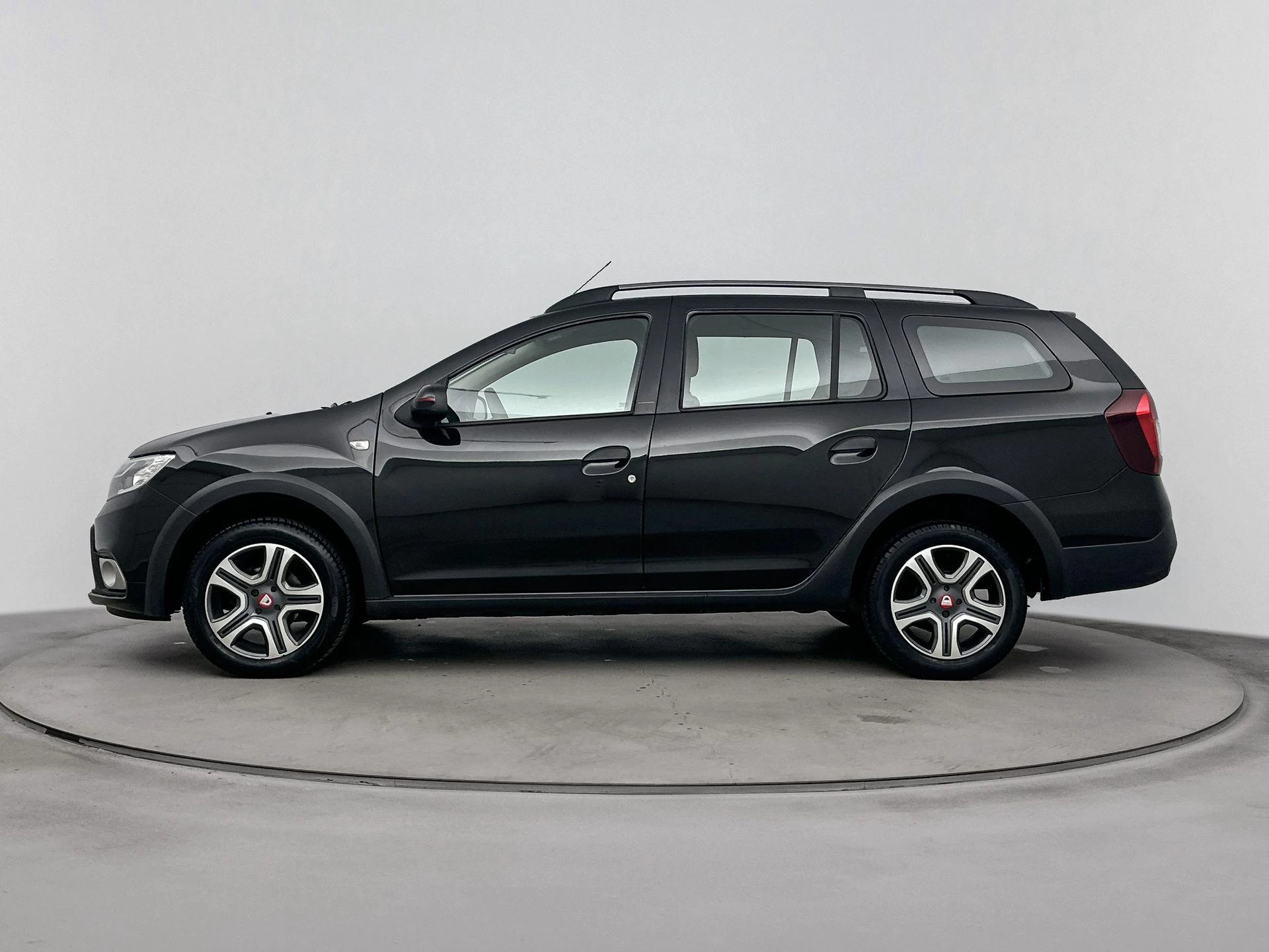 Dacia Logan met kenteken 65100 – autofoto 4