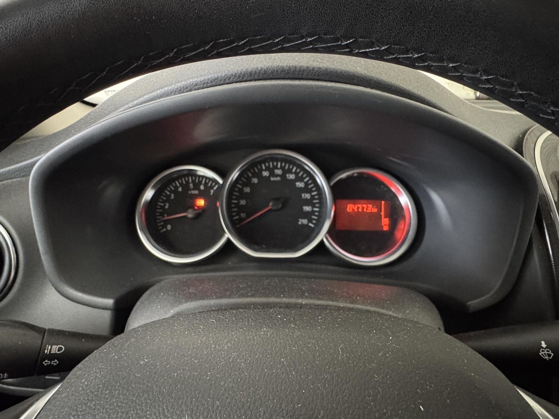 Dacia Logan met kenteken RD-663-K – autofoto 4