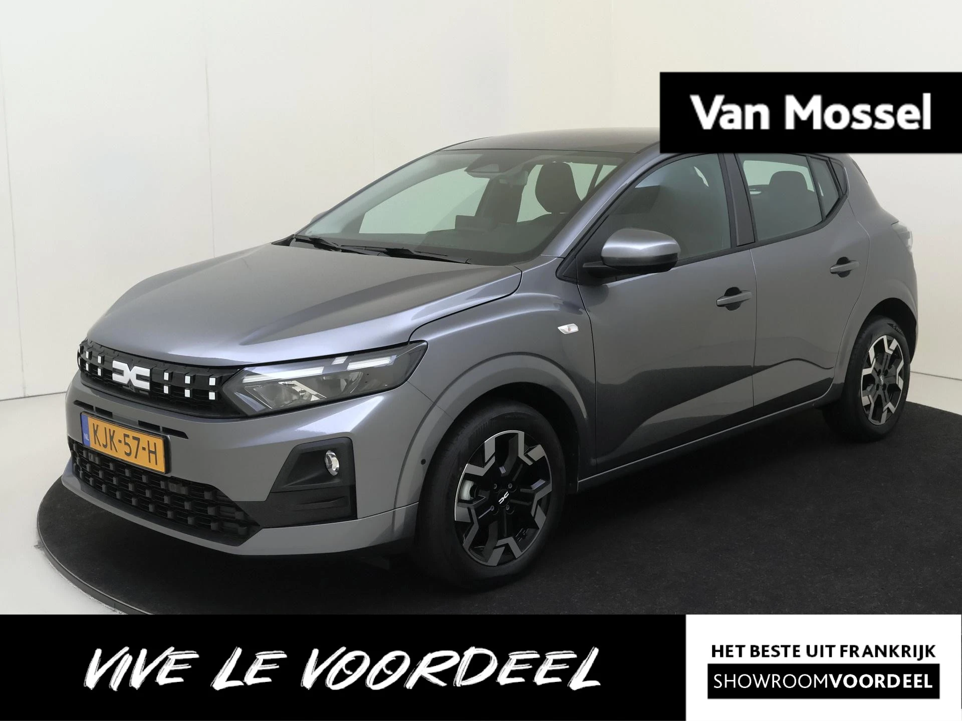 Dacia Sandero met kenteken KJK-57-H – autofoto 2