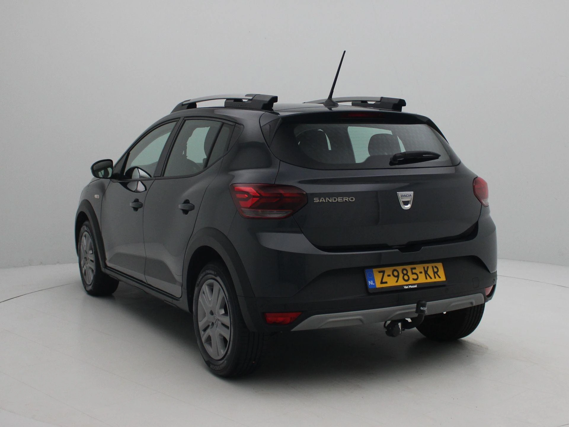 Dacia Sandero met kenteken Z-985-KR – autofoto 3