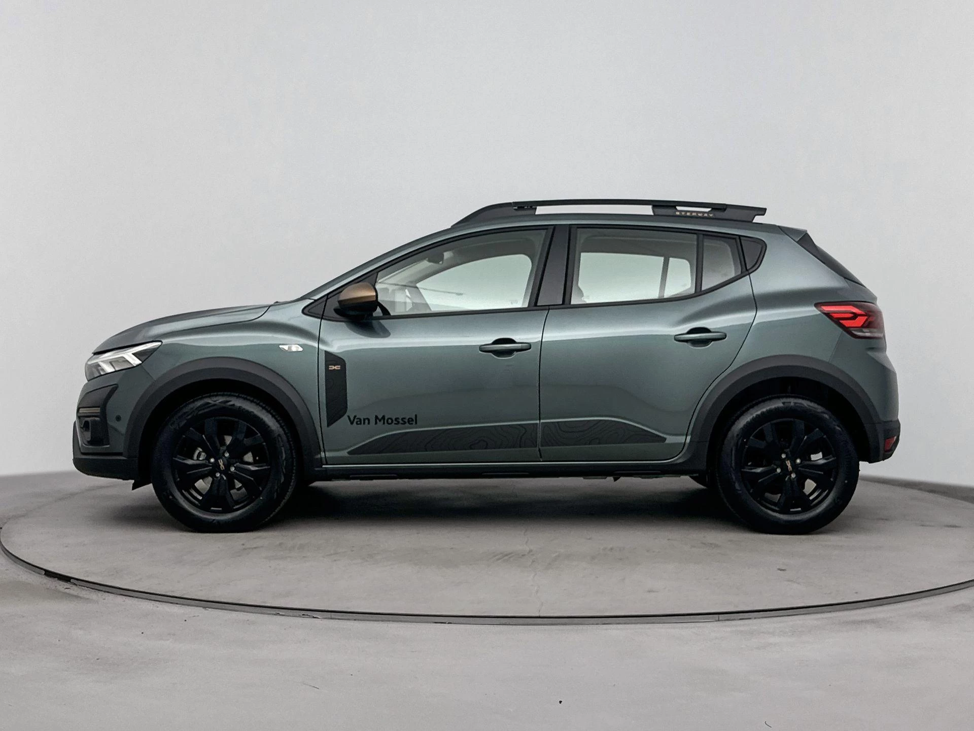 Dacia SanderoStepway met kenteken JFN-86-R – autofoto 4