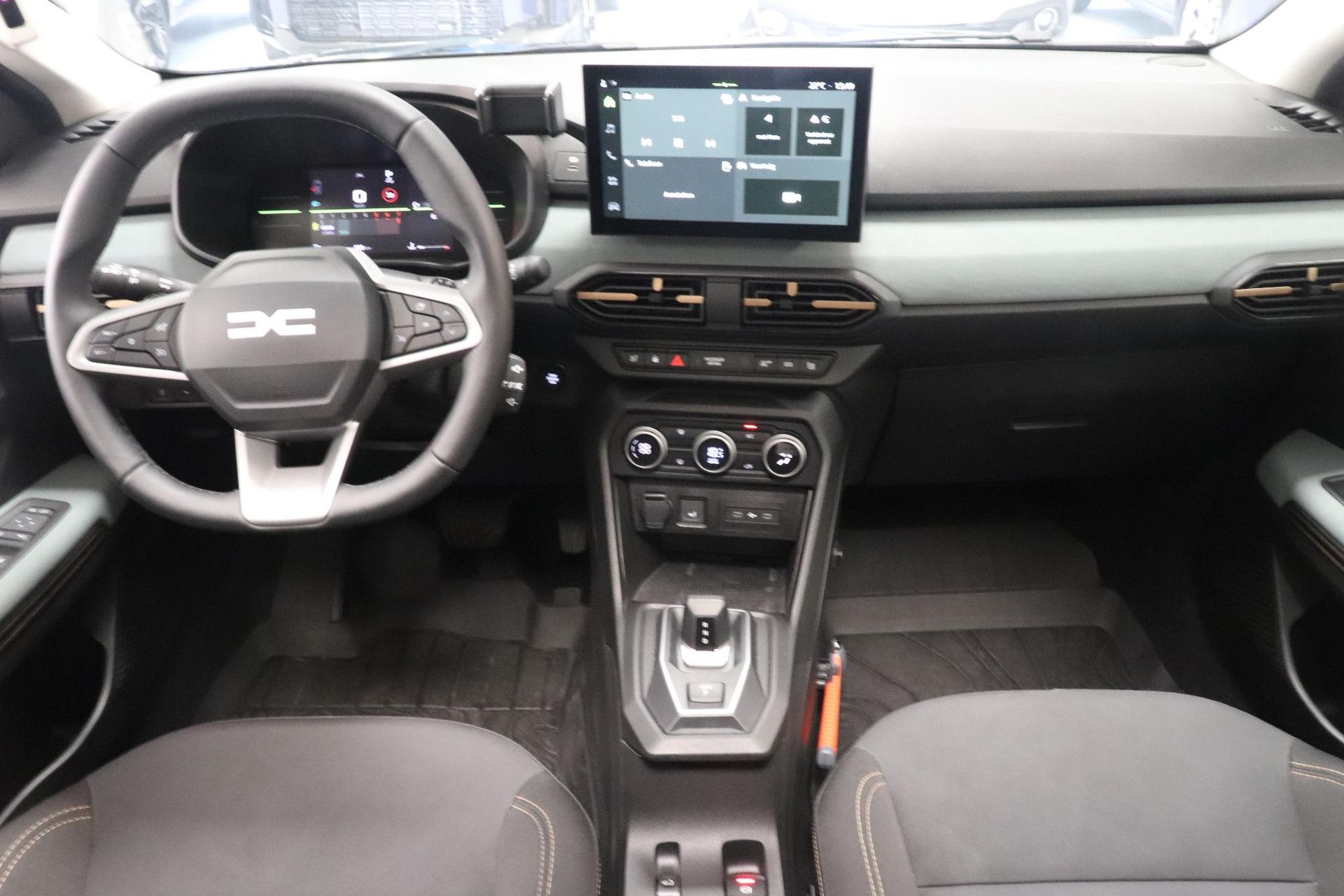 Dacia SanderoStepway met kenteken KDG-55-K – autofoto 3