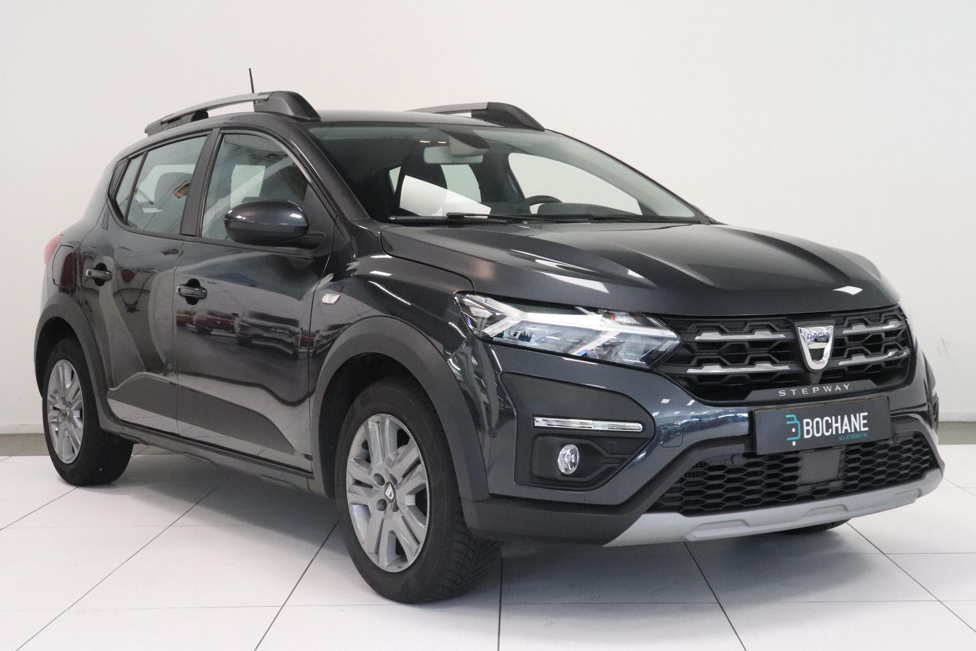 Dacia SanderoStepway met kenteken N-275-RH – autofoto 5