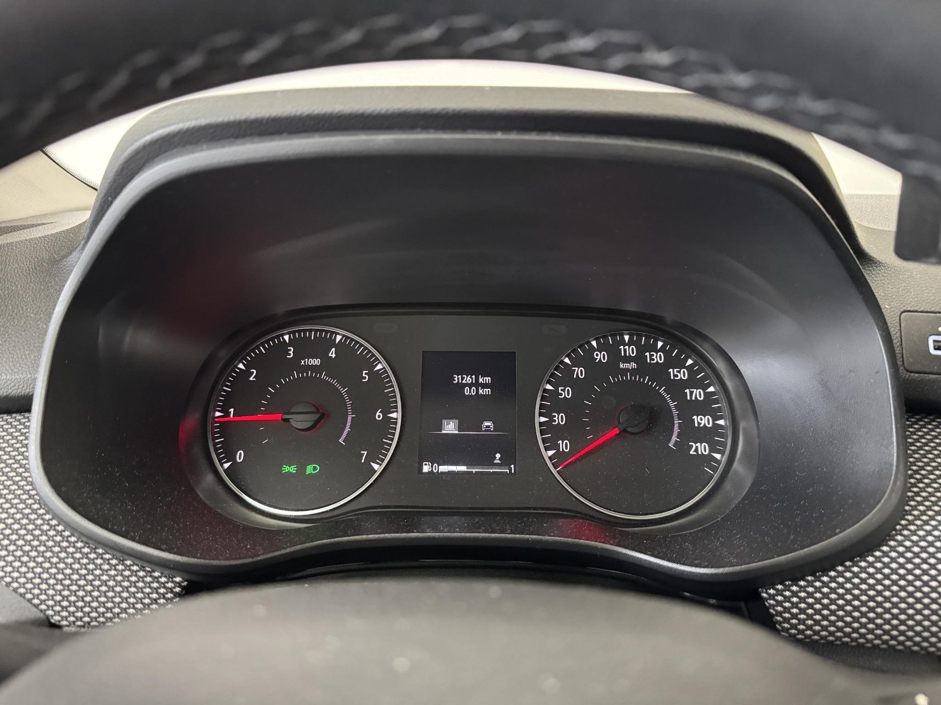 Dacia SanderoStepway met kenteken P-874-VJ – autofoto 4