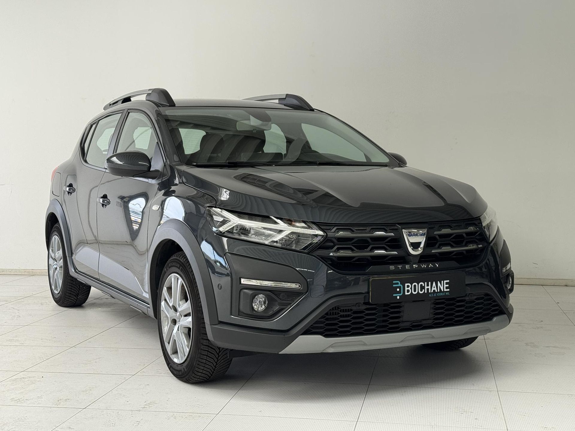 Dacia SanderoStepway met kenteken P-874-VJ – autofoto 5