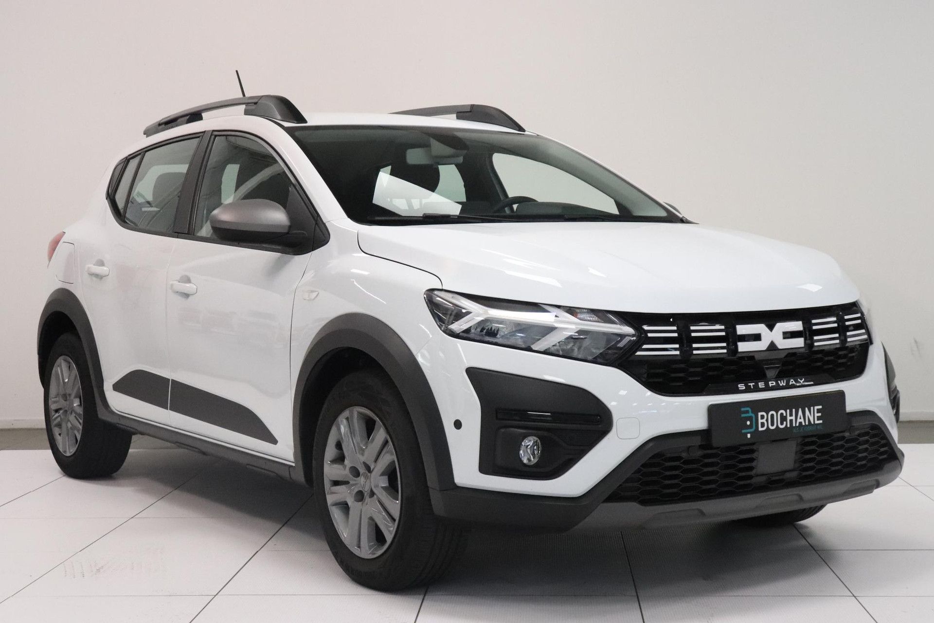 Dacia SanderoStepway met kenteken T-556-TG – autofoto 5