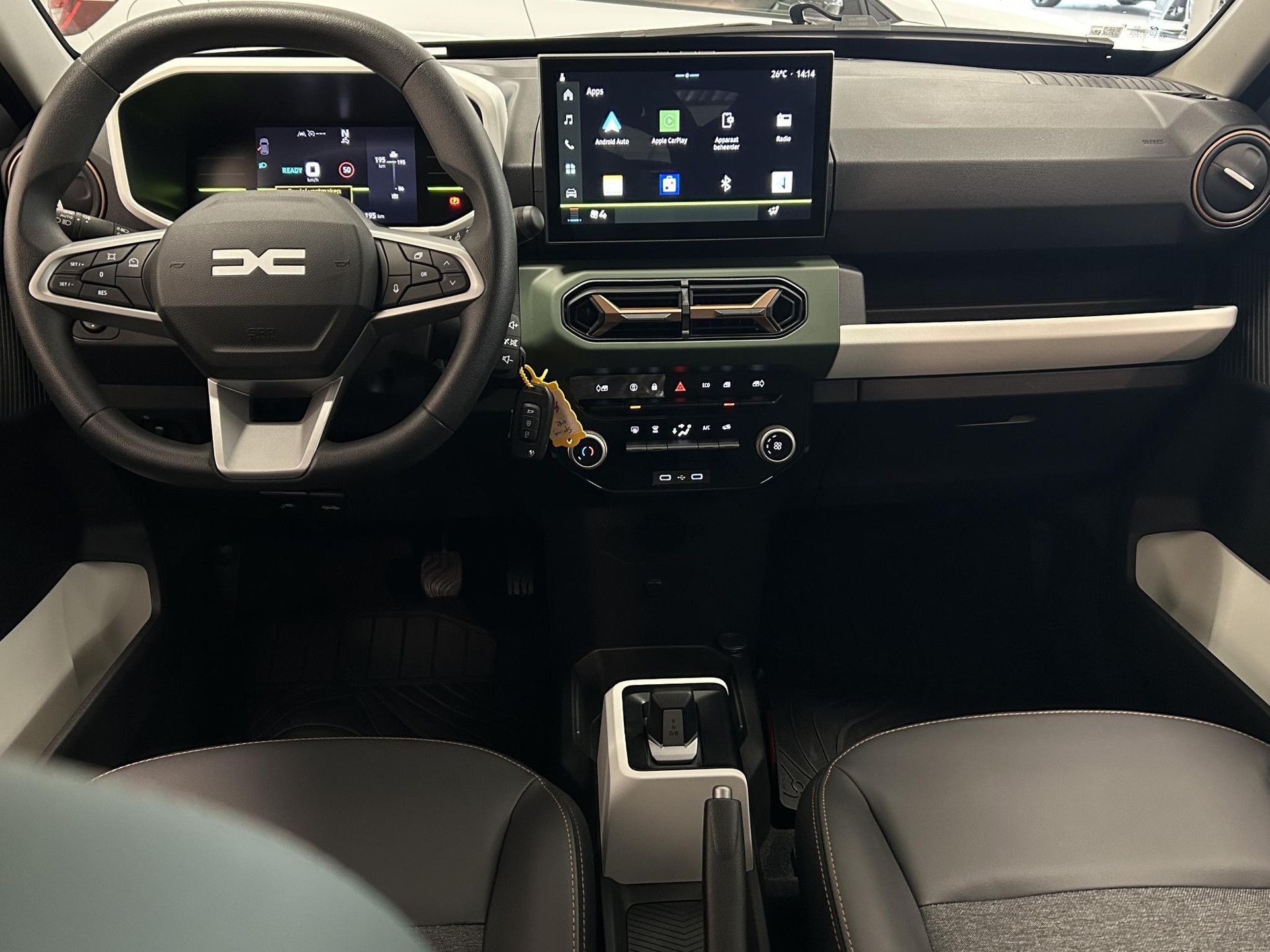 Dacia Spring met kenteken KDL-40-F – autofoto 3