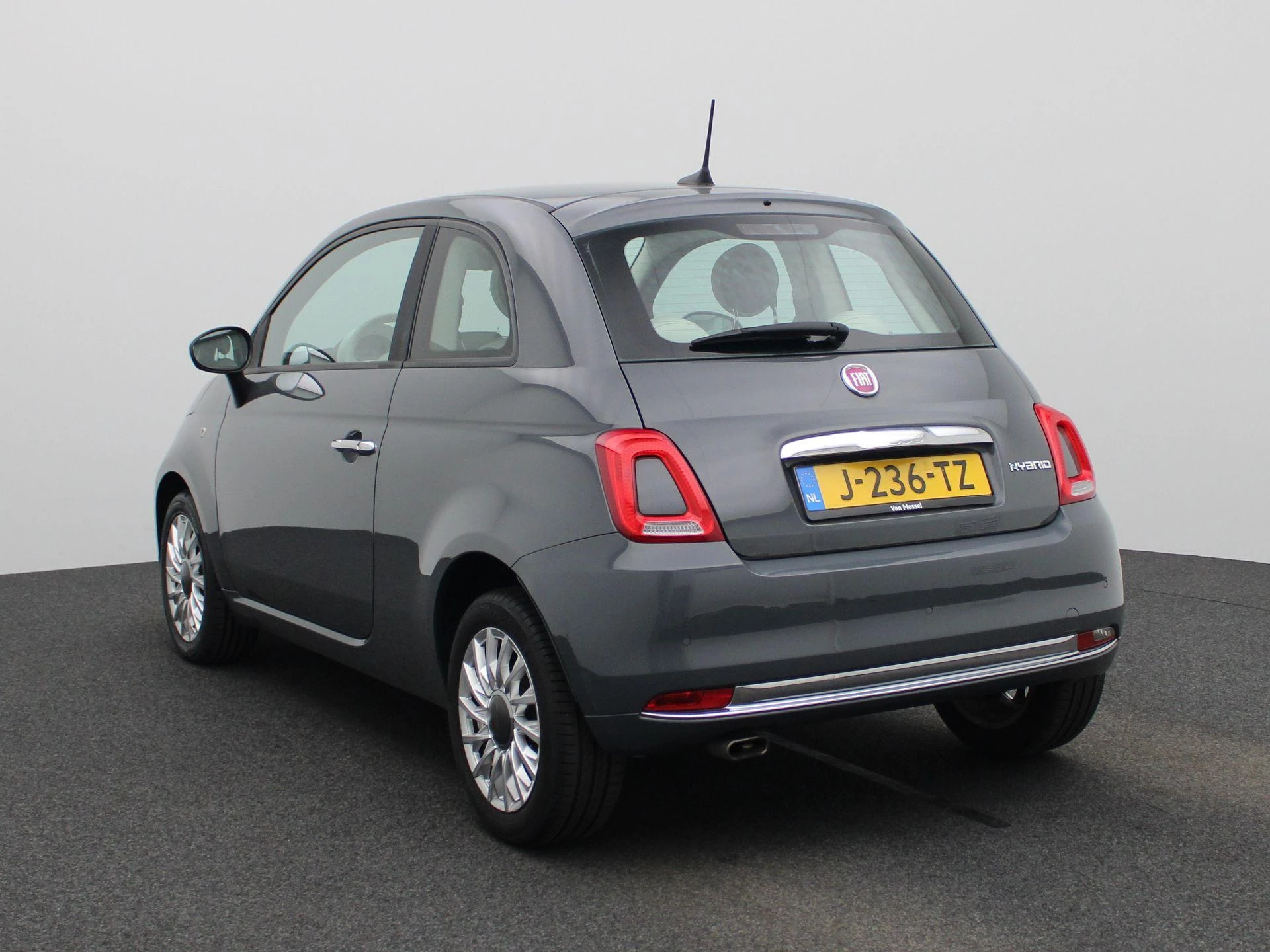 Fiat 500 met kenteken 47100 – autofoto 3