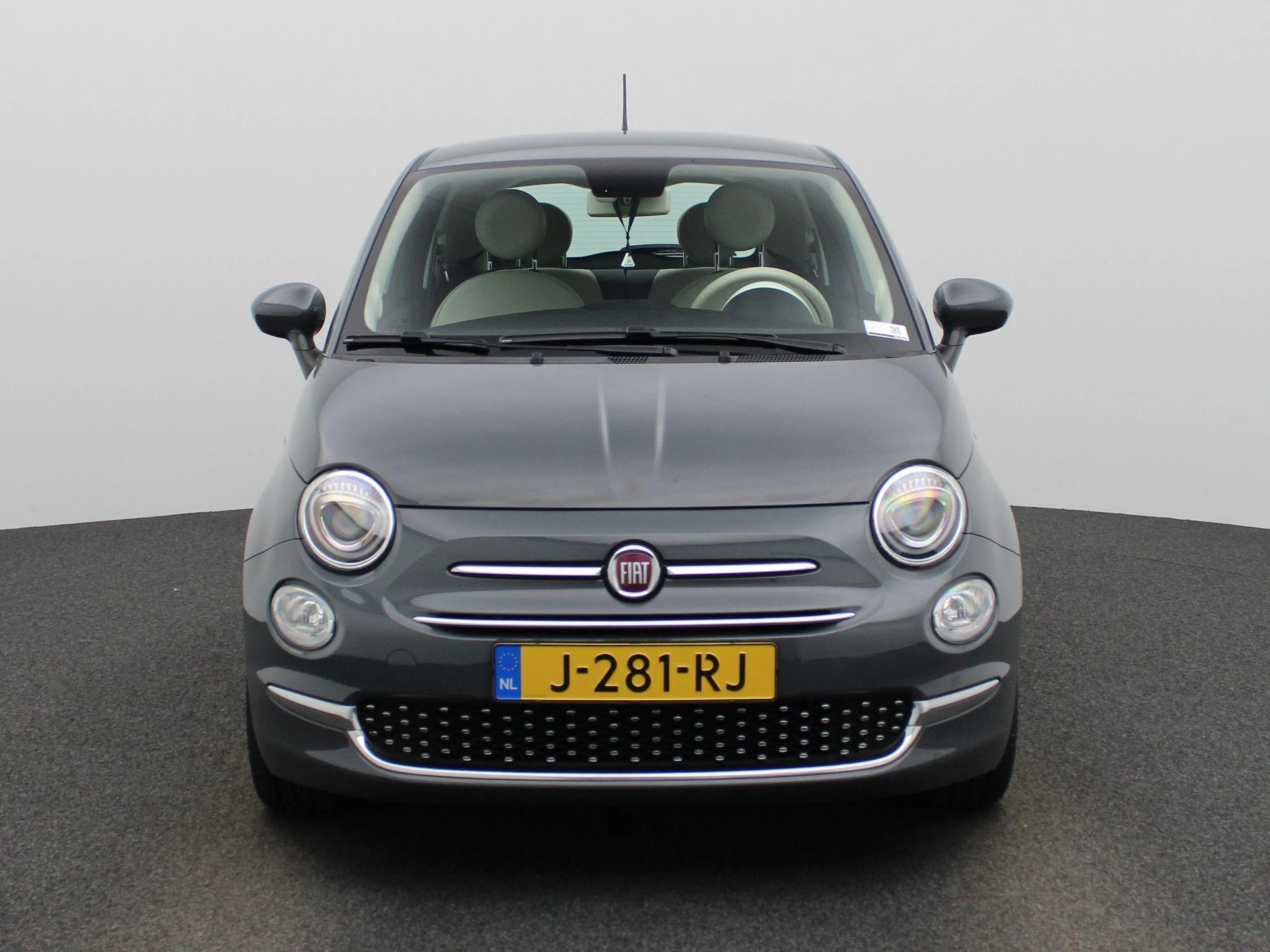 Fiat 500 met kenteken 47100 – autofoto 4