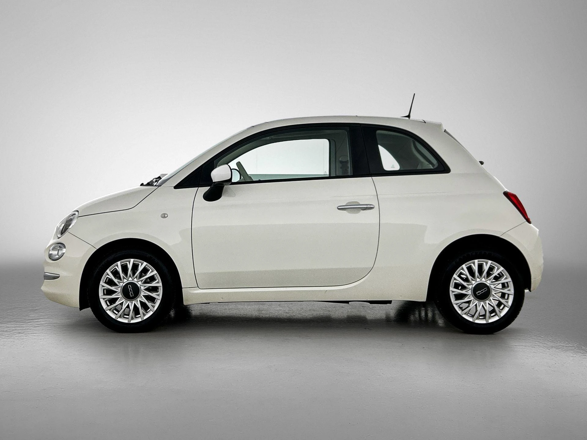 Fiat 500 met kenteken 47100 – autofoto 4