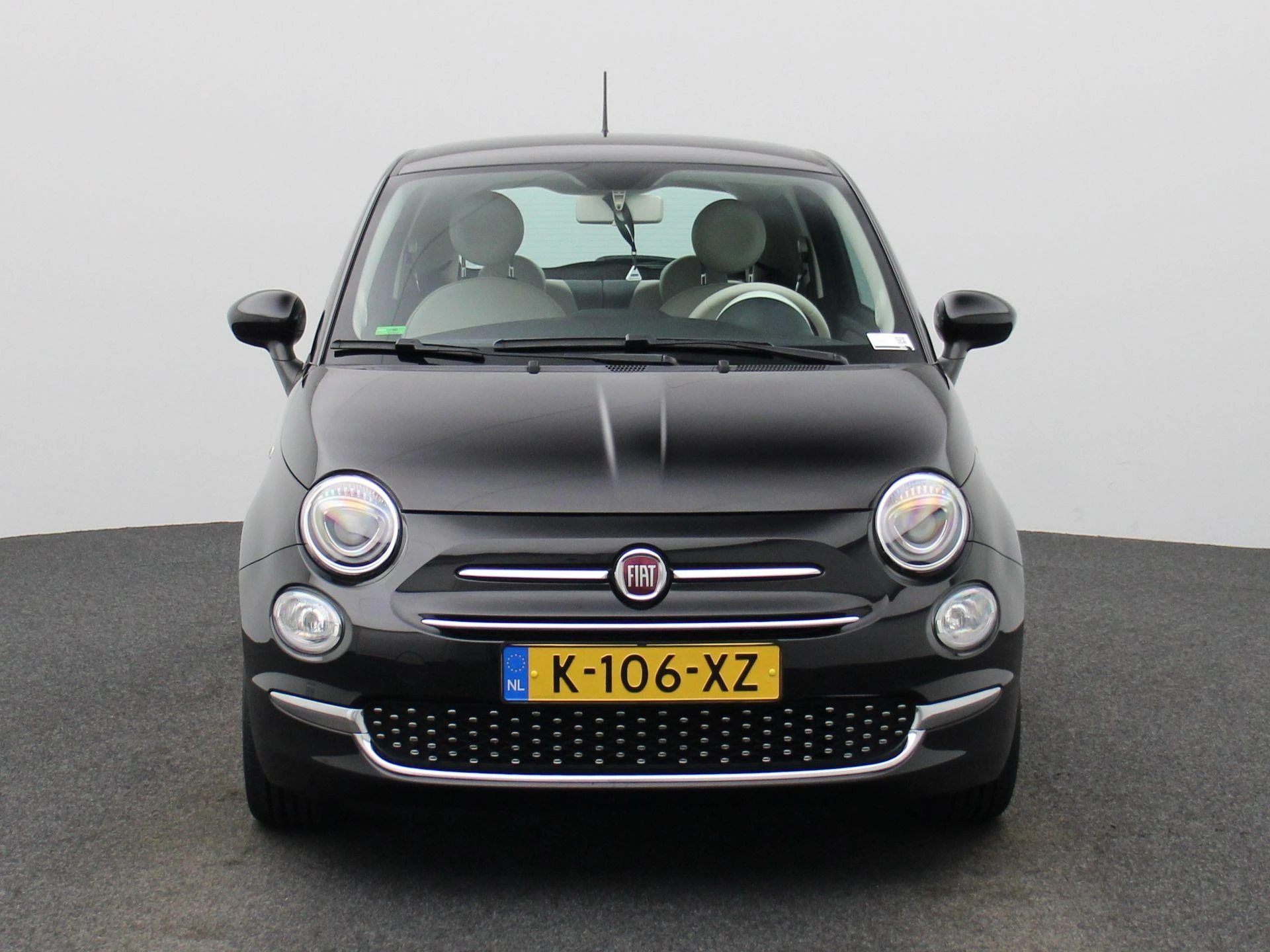 Fiat 500 met kenteken 47100 – autofoto 4