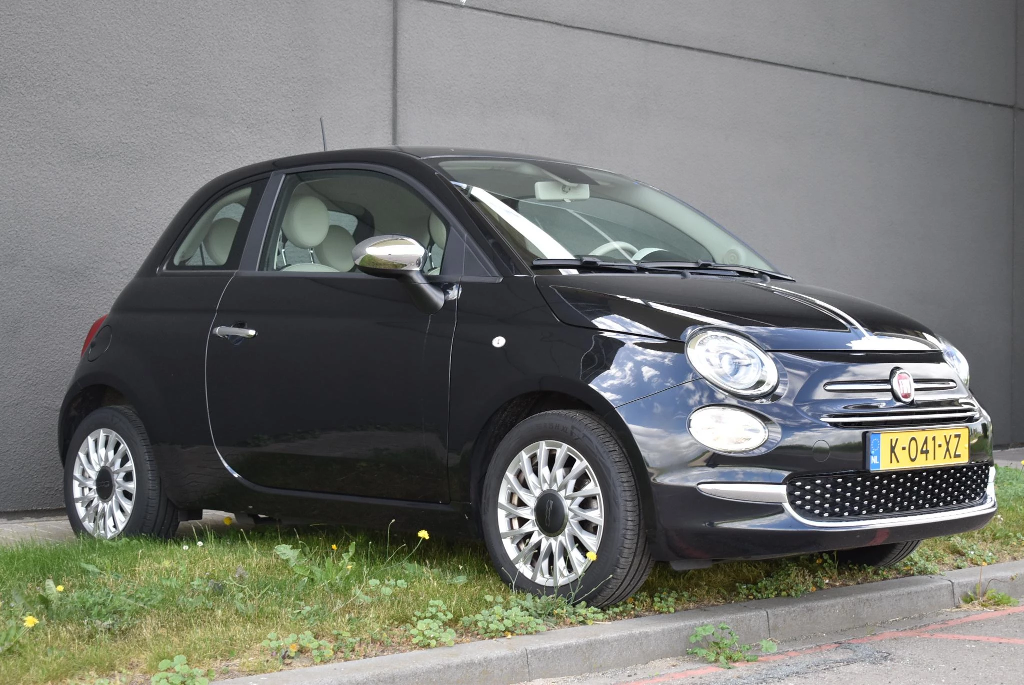 Fiat 500 met kenteken 47100 – autofoto 5