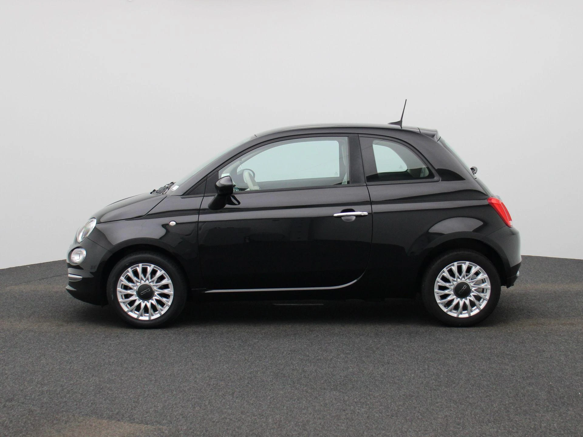 Fiat 500 met kenteken 47100 – autofoto 5