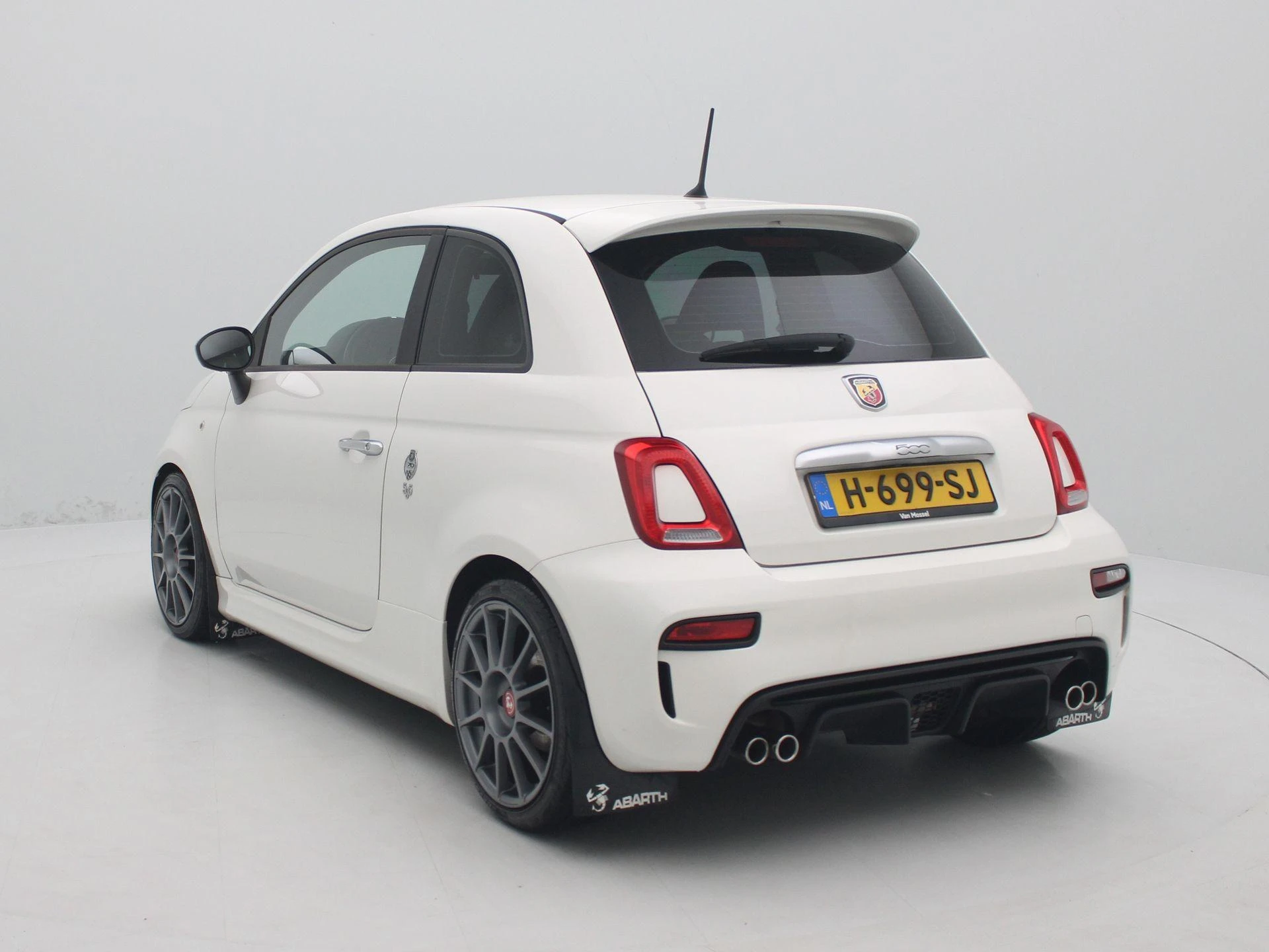 Fiat 500 met kenteken 79100 – autofoto 3