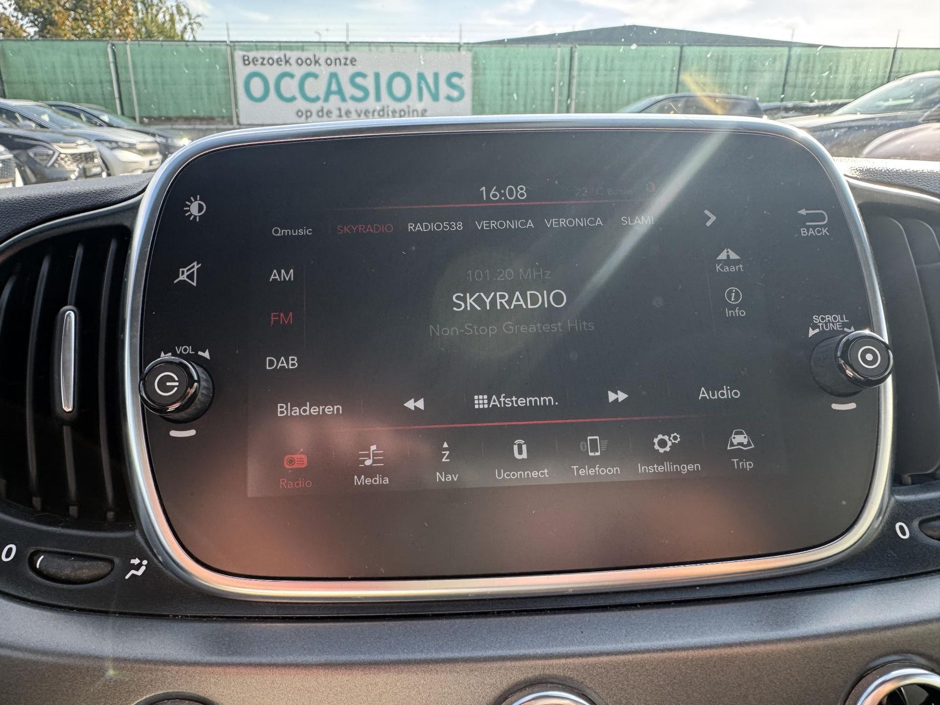 Fiat 500 met kenteken J-546-HD – autofoto 4