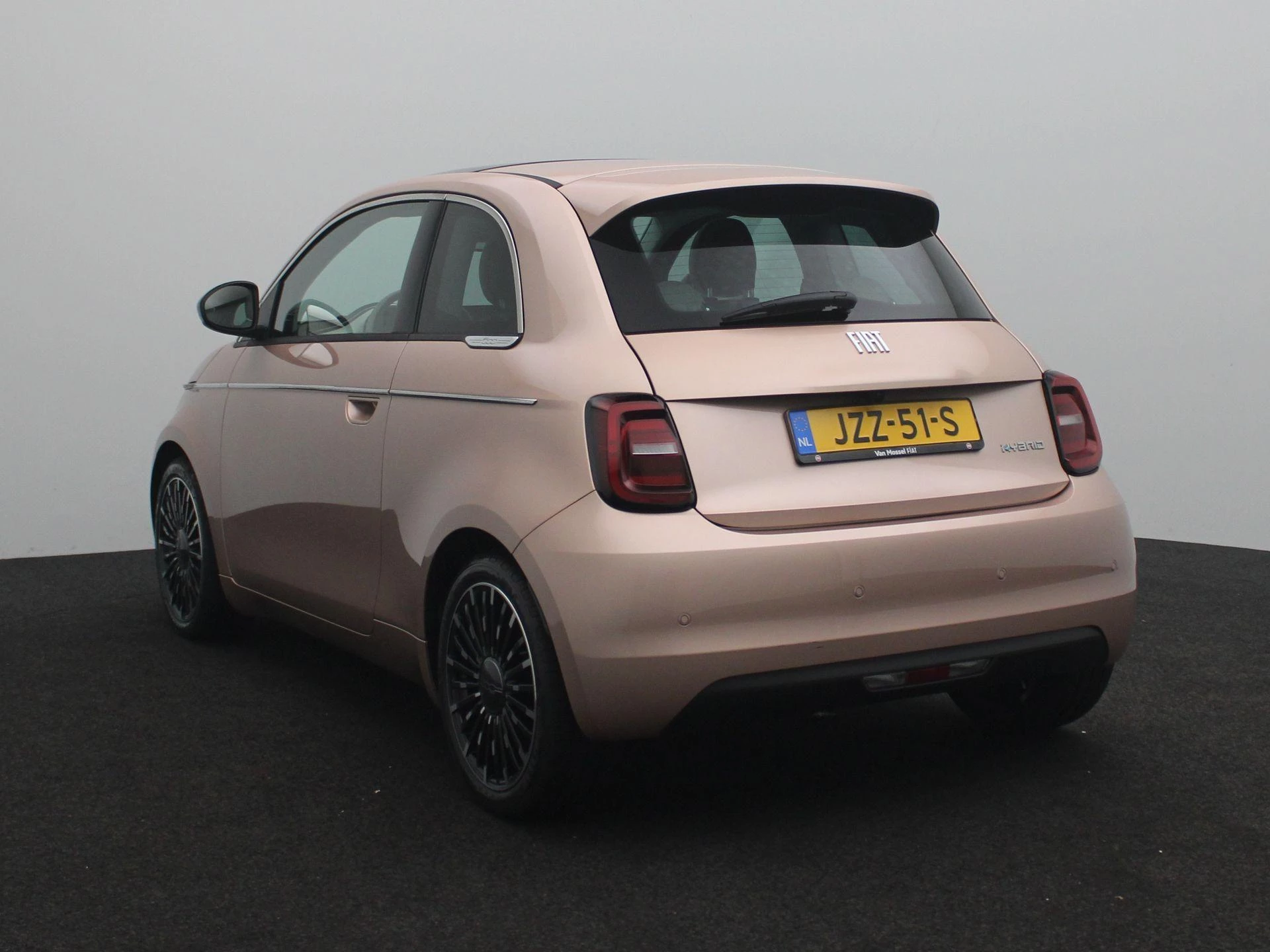 Fiat 500 met kenteken JZZ-51-S – autofoto 3