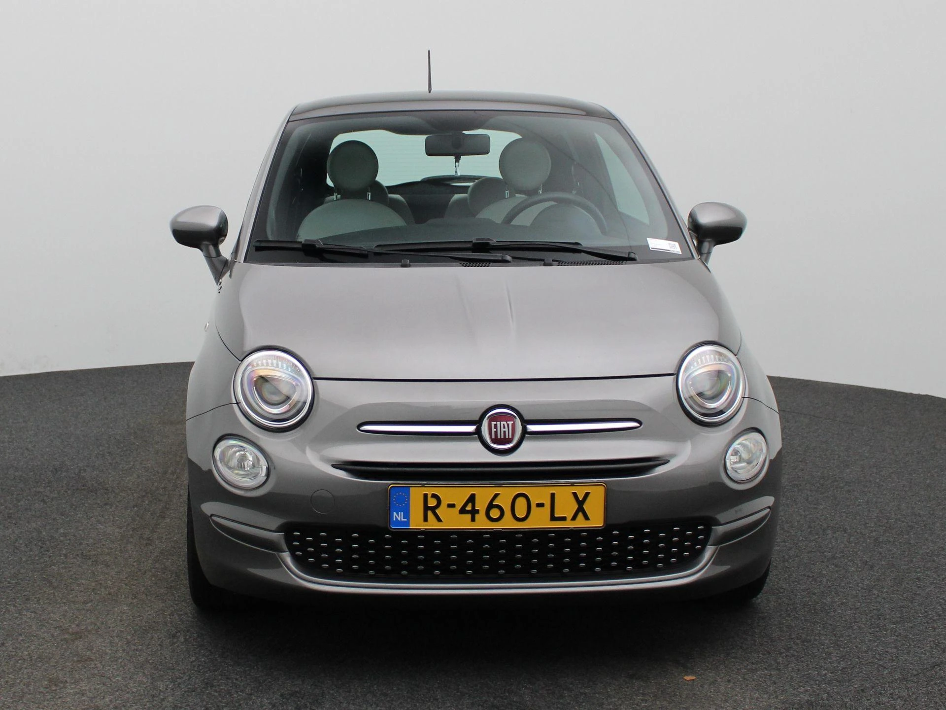 Fiat 500 met kenteken R-460-LX – autofoto 4
